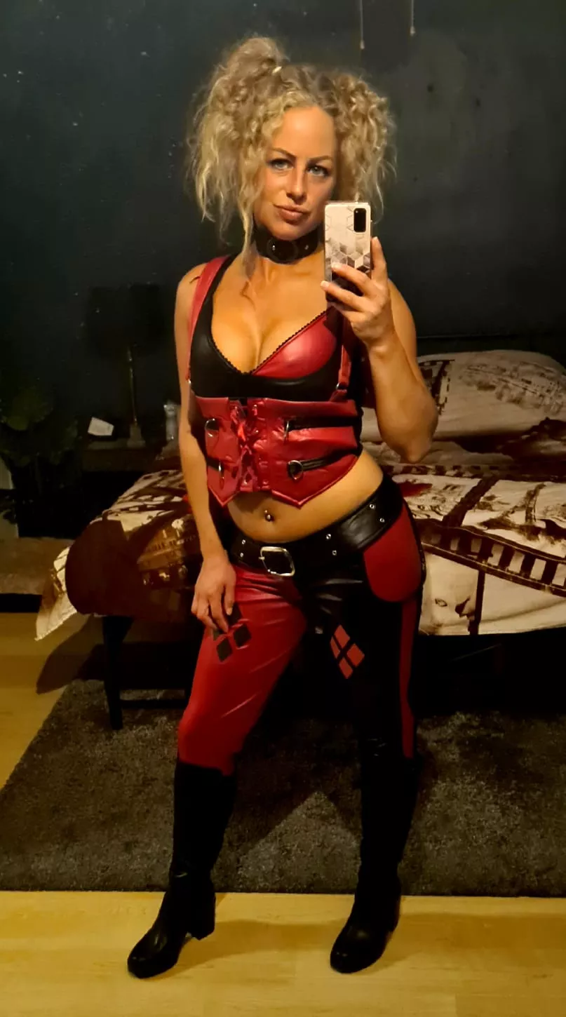 The wife wants to dress like this for Halloween, what do you think? I think YES! It would be awesome if the suit also helps us taking somebody home at the end of the night... :) - OC posted by Baksteent