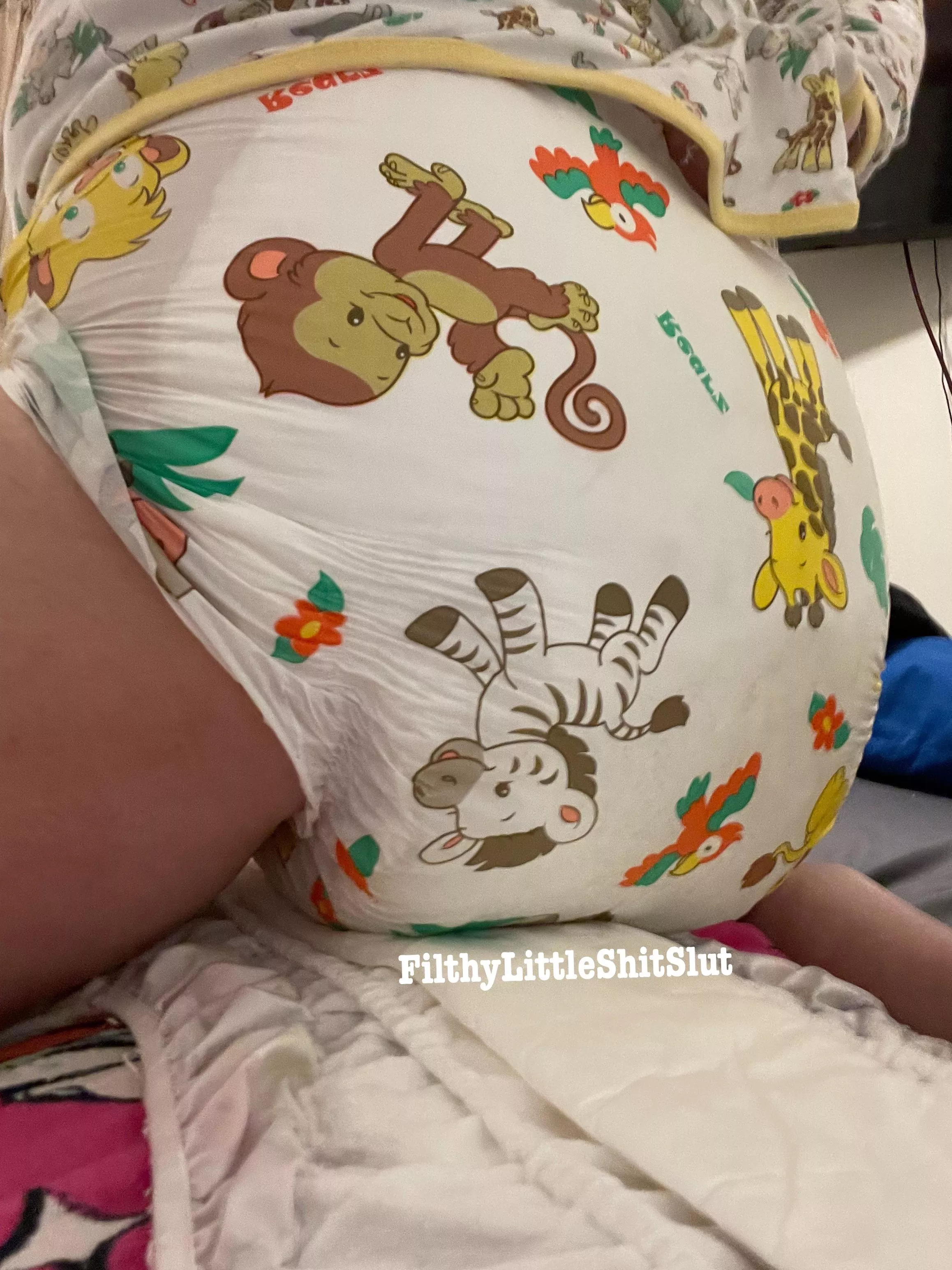 Thereâ€™s no better feeling than humping my messy diaper posted by FilthyLittleShitSlut