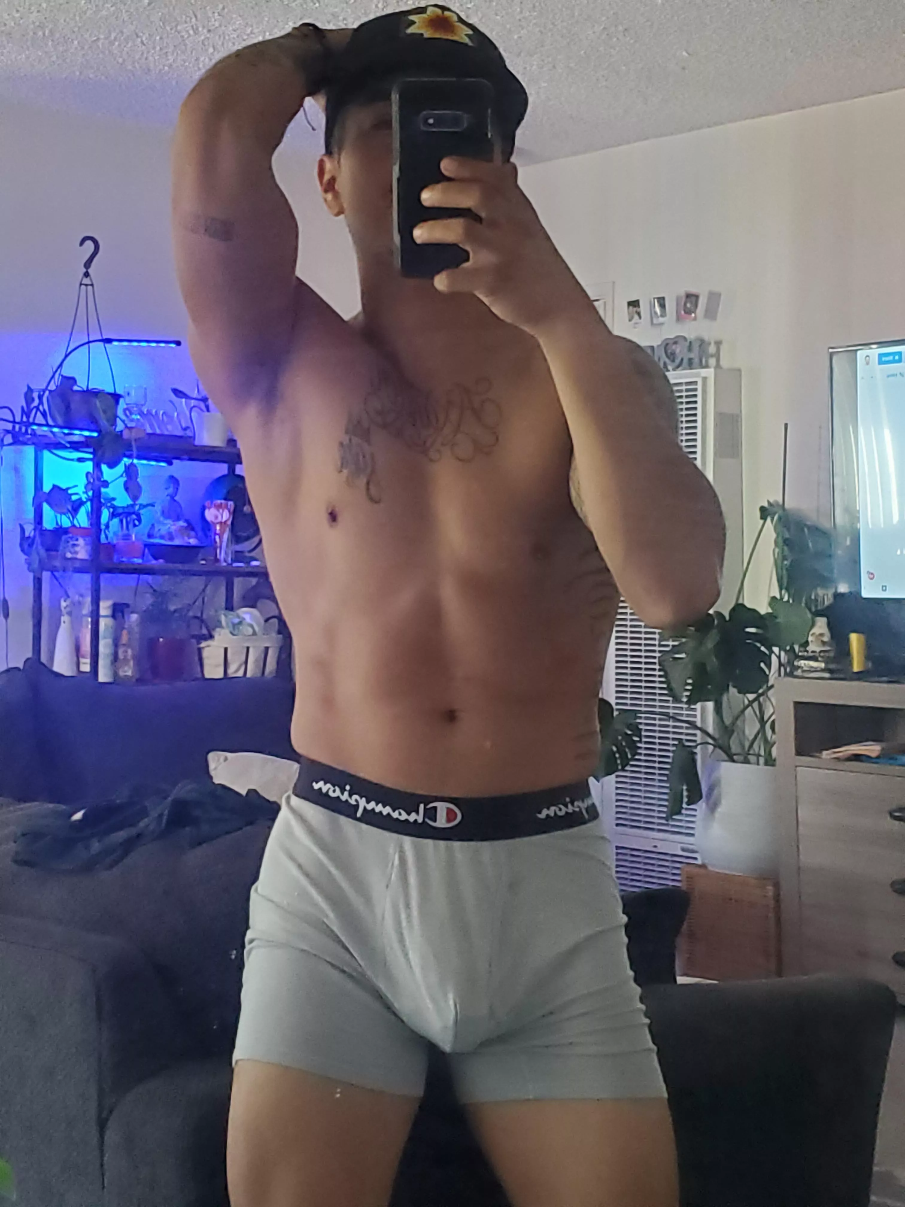 These briefs are comfy af😊 posted by Steven0530