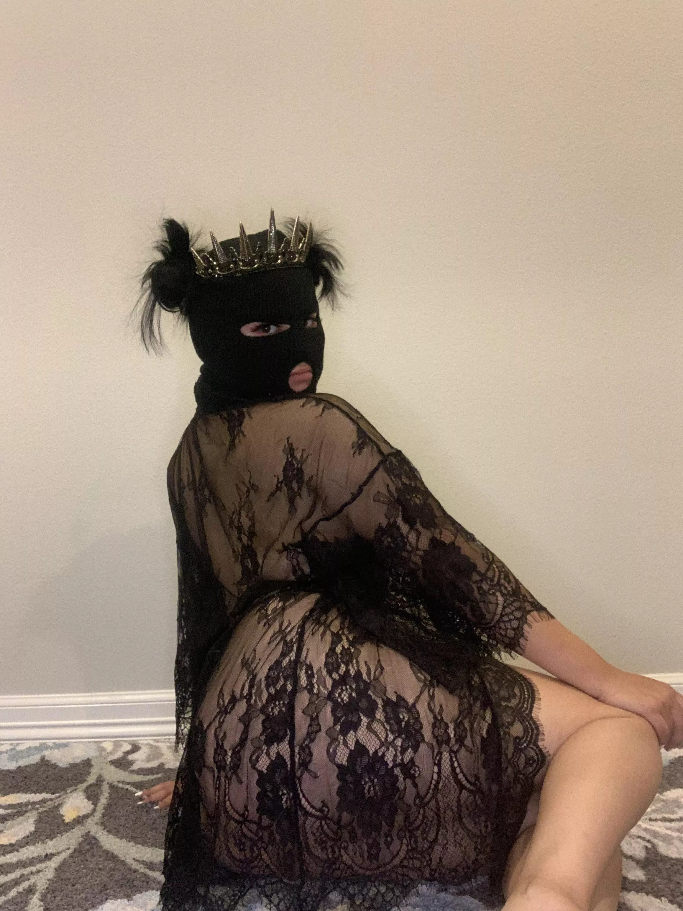 thic queen posted by asssecretary15