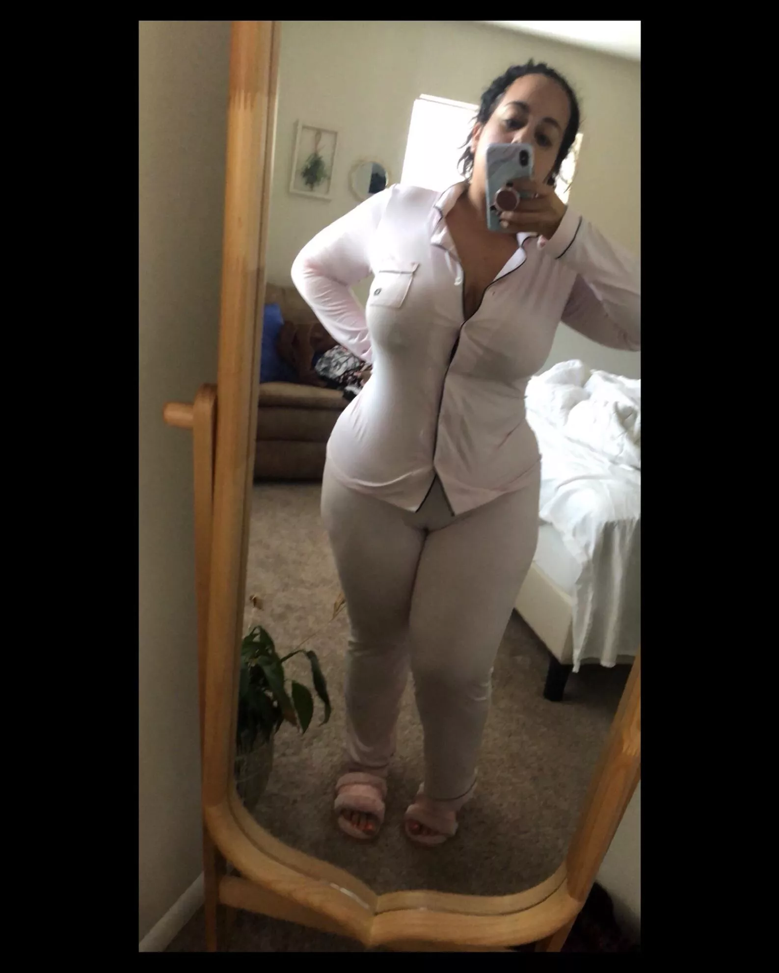 Thick Egyptian woman with a fat 🐫cameltoe how ironic 😈 posted by LilaGrey1986