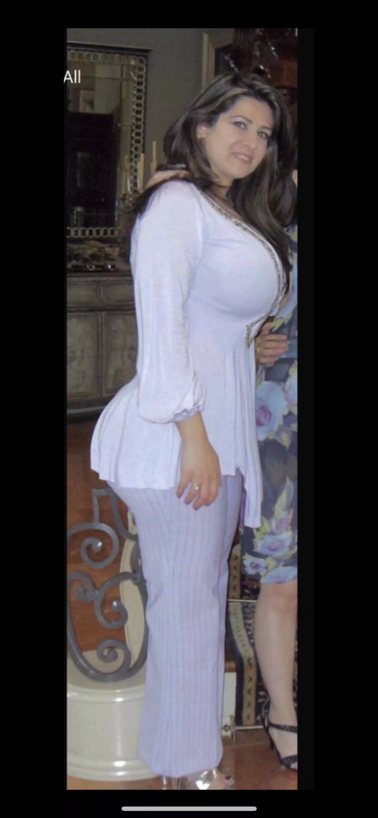 Thick milf posted by Personal_Brush_1767