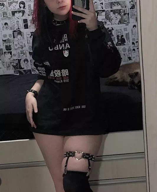 thick thighs still cool posted by urfavegothslutxx