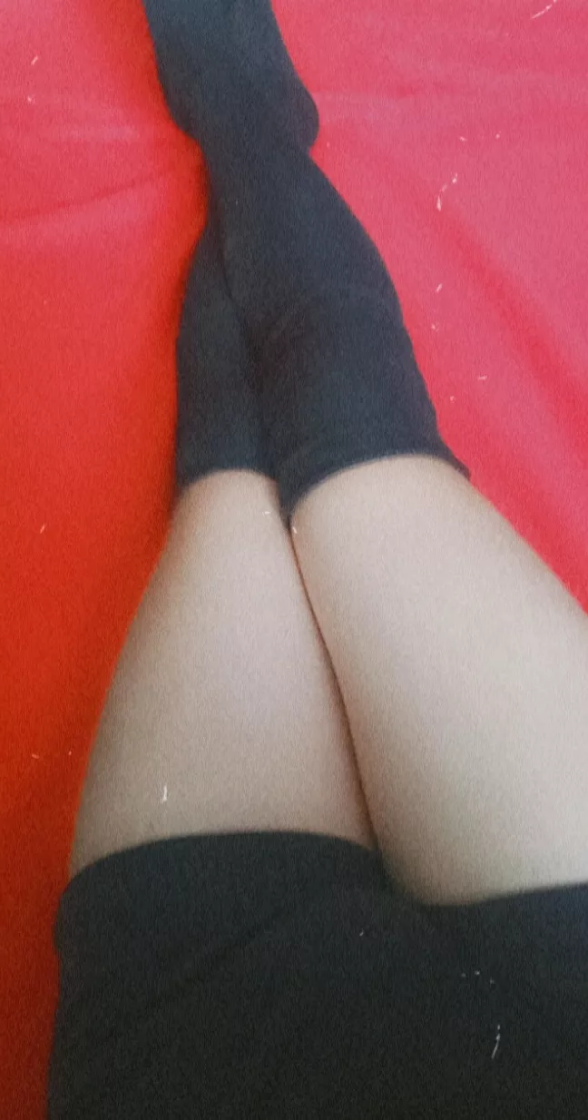 Thigh and highs posted by -SpeedUp