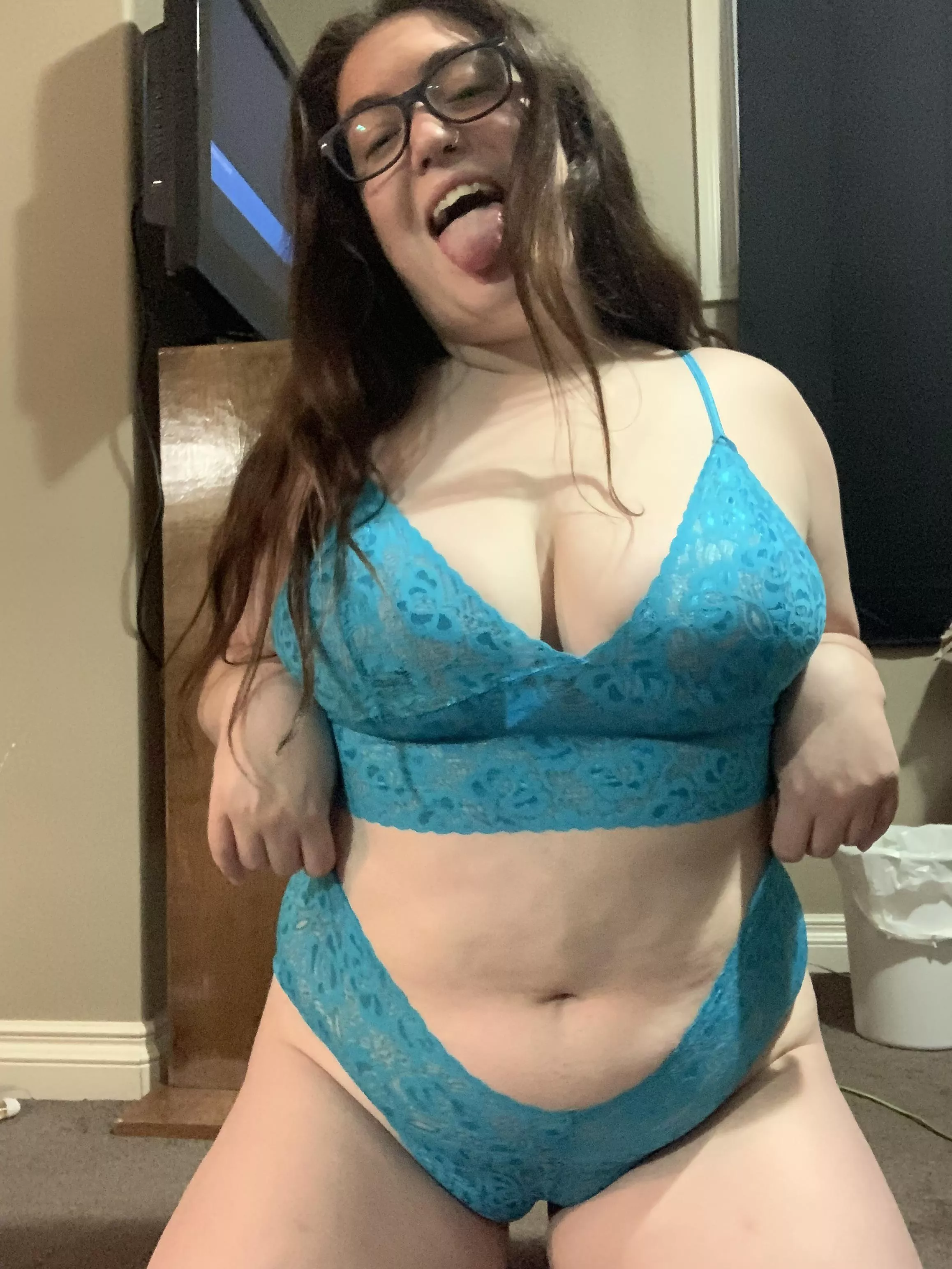 thinking this new set is a WIN [F] posted by byd-of