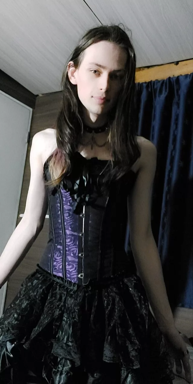 this corset is super tight, just the way I like my clothes. posted by S8NSLOVER