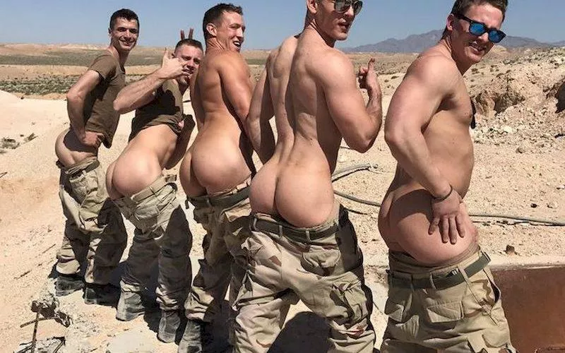 This may have been posted in this sub before. I'm not sure. TBH, there are so many straight guys showing butts that it's *hard* to keep track. I named the guy in the middle Ducan Hines for obvious reasons. posted by naughtyANDnice40s