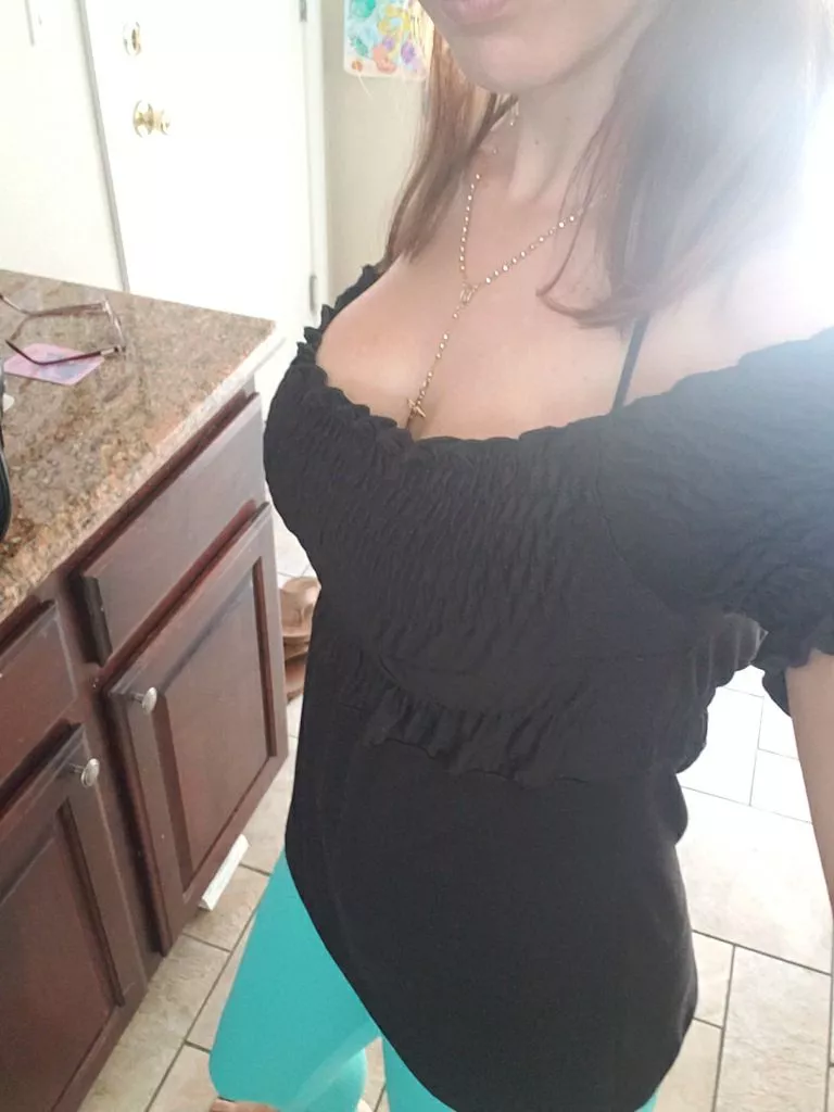 This Mom of 3 is feelin sexy@35 posted by dreammilf35