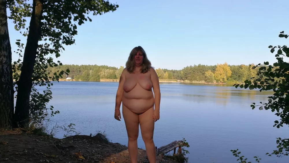 This naked BBW is improving the already beautiful view posted by Udderluvr2020