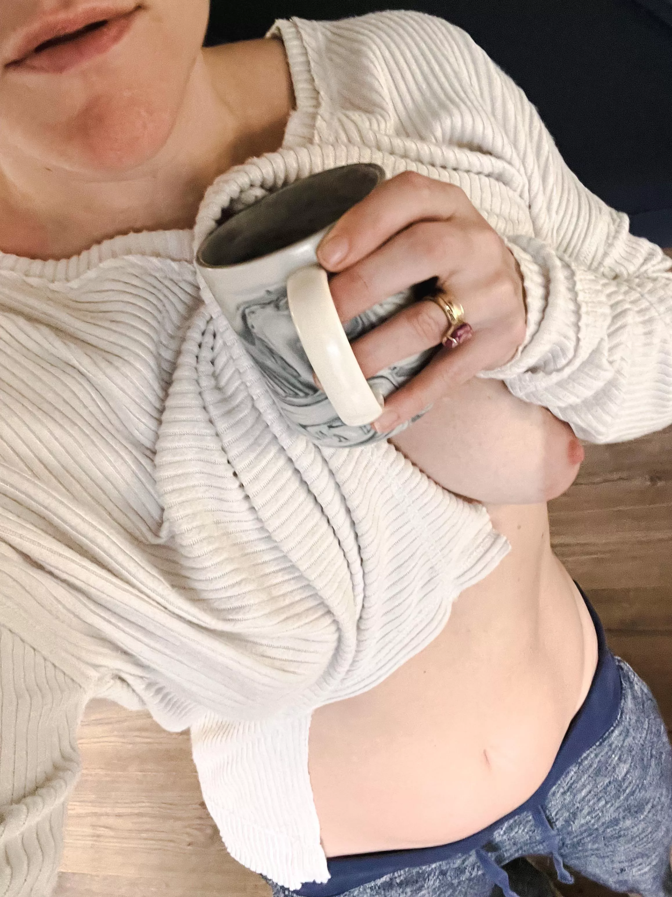 This shirt is so soft posted by kindafit_kindatatted