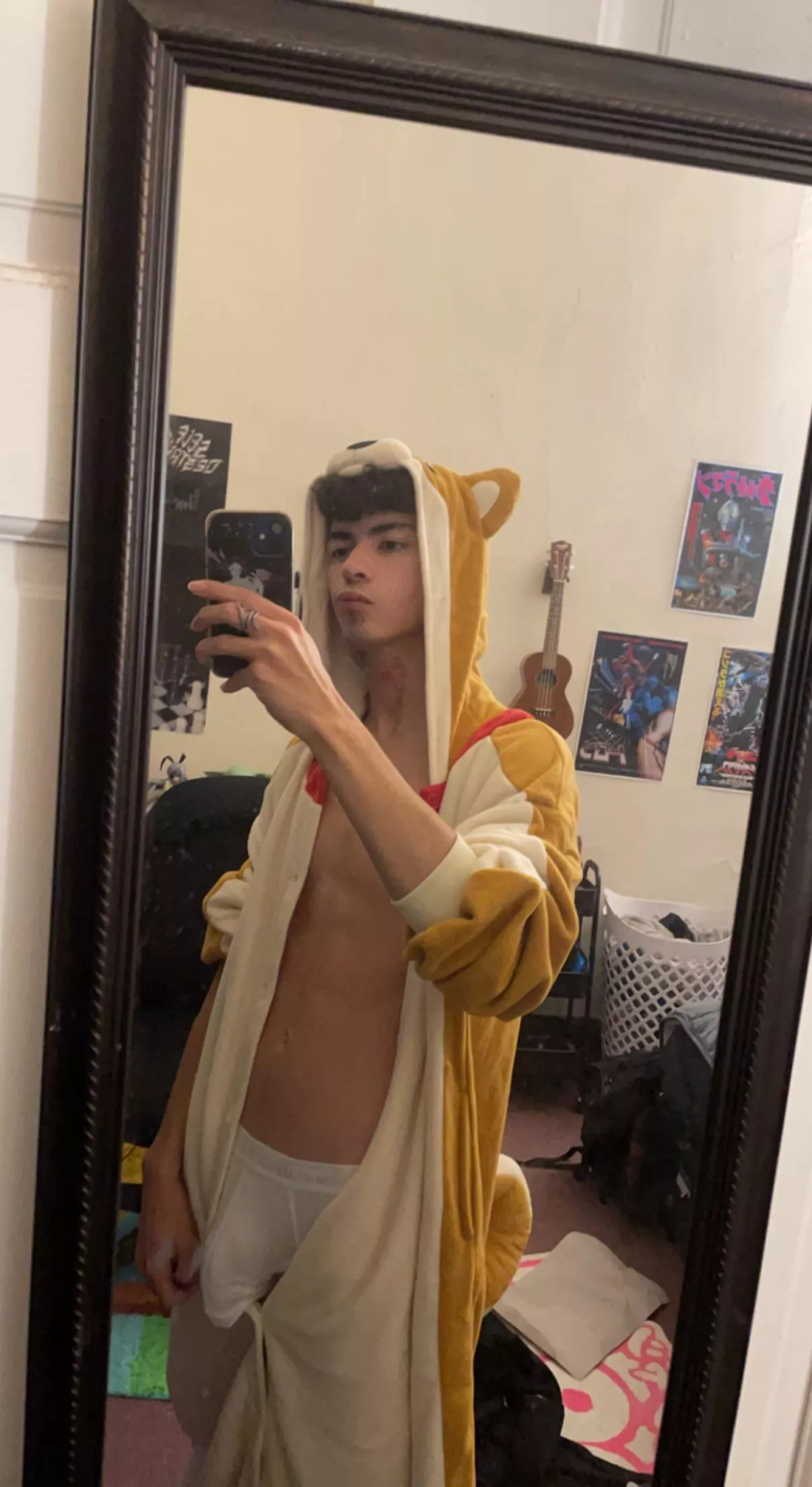 Thought I looked cute in my onesie :) posted by Gogl445