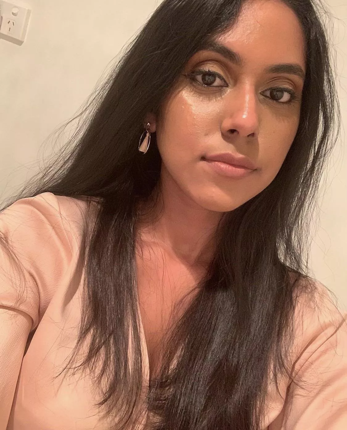 Thoughts on my step sister ? She’s fully Sri Lankan posted by Professional-Ant8432