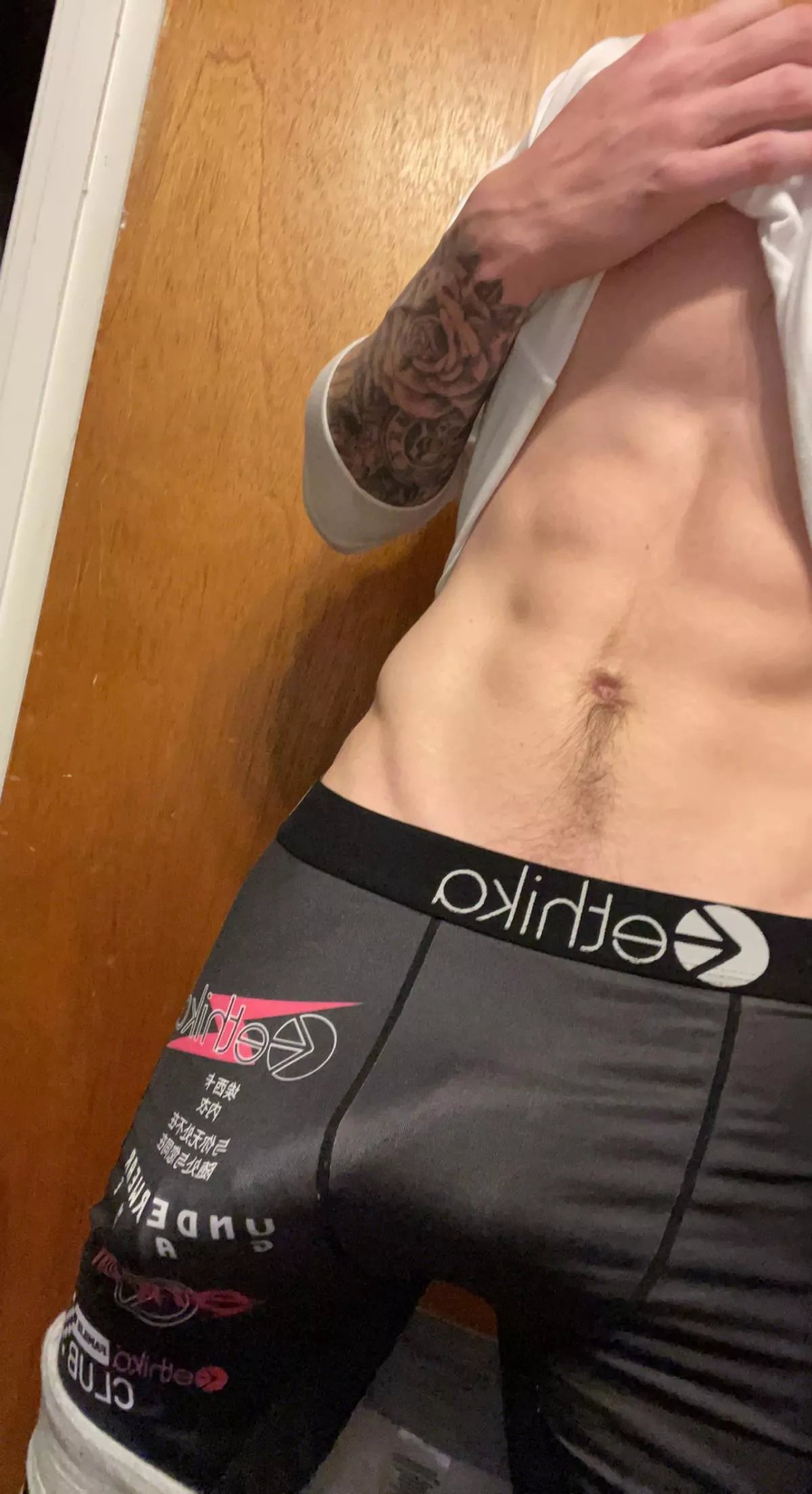 Throbbing for you 🥵😩 posted by MaxPriceOF