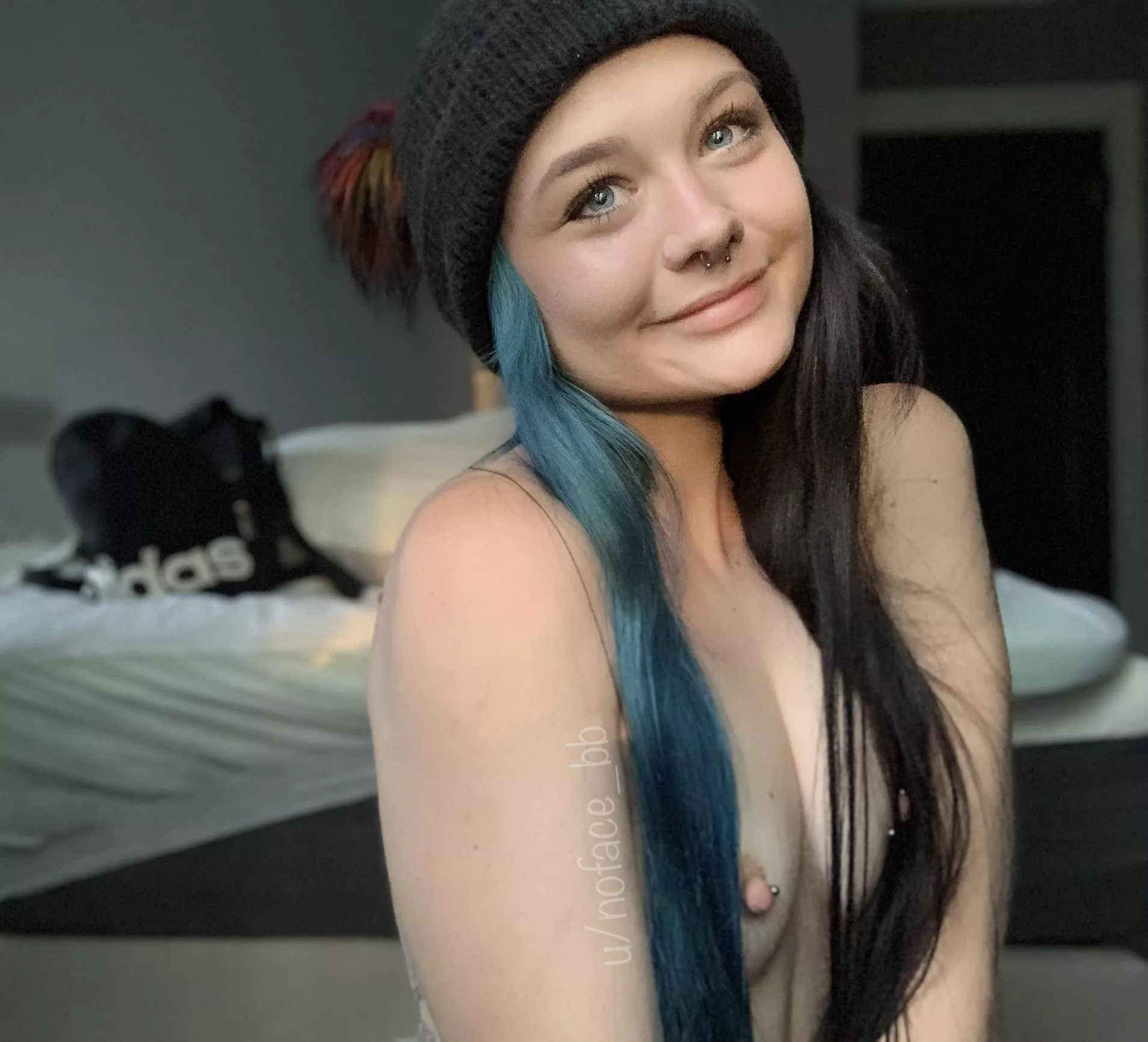 Tiny tits but always a big smile 😊 posted by noface_bb