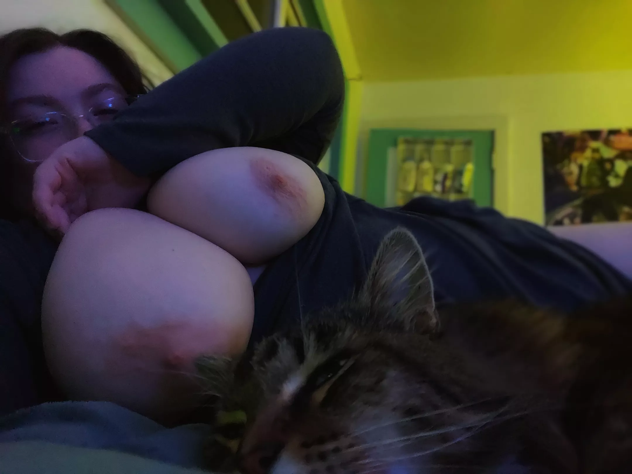 tits and pussy posted by piggynorant