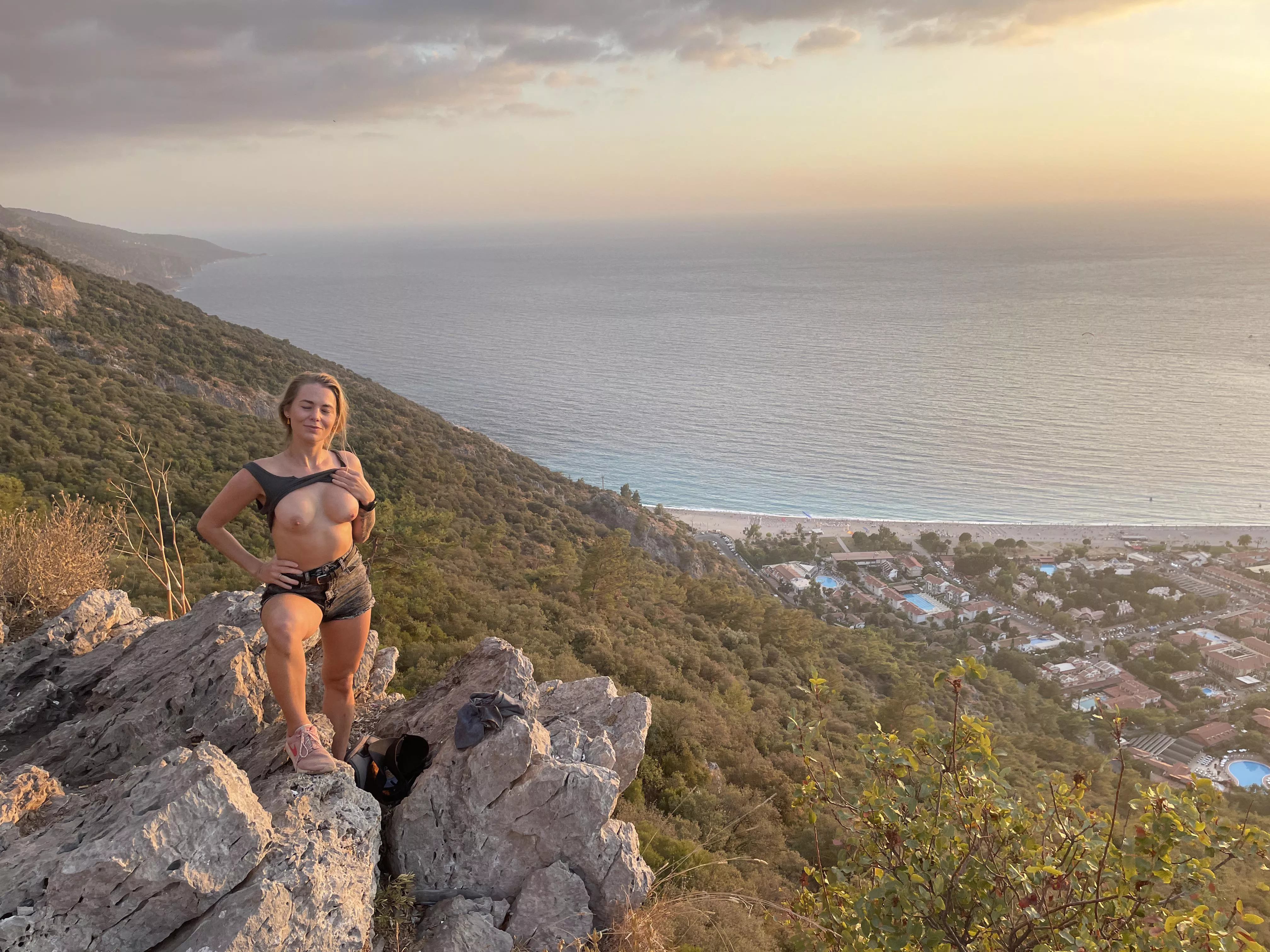 Tits out for sunset! posted by TheBarebackpackers