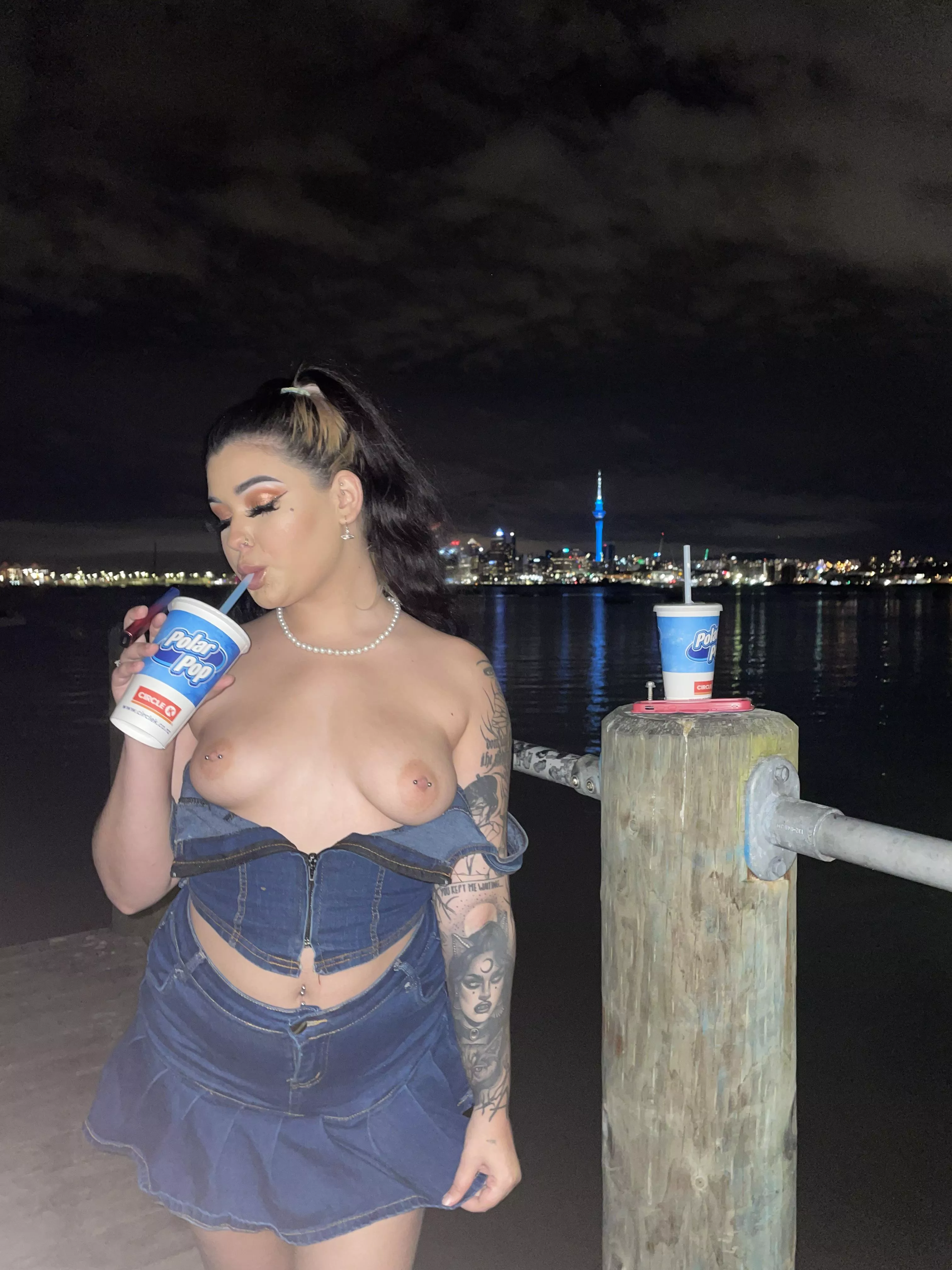 Titties on the warf ✨ posted by Menthlolhoe