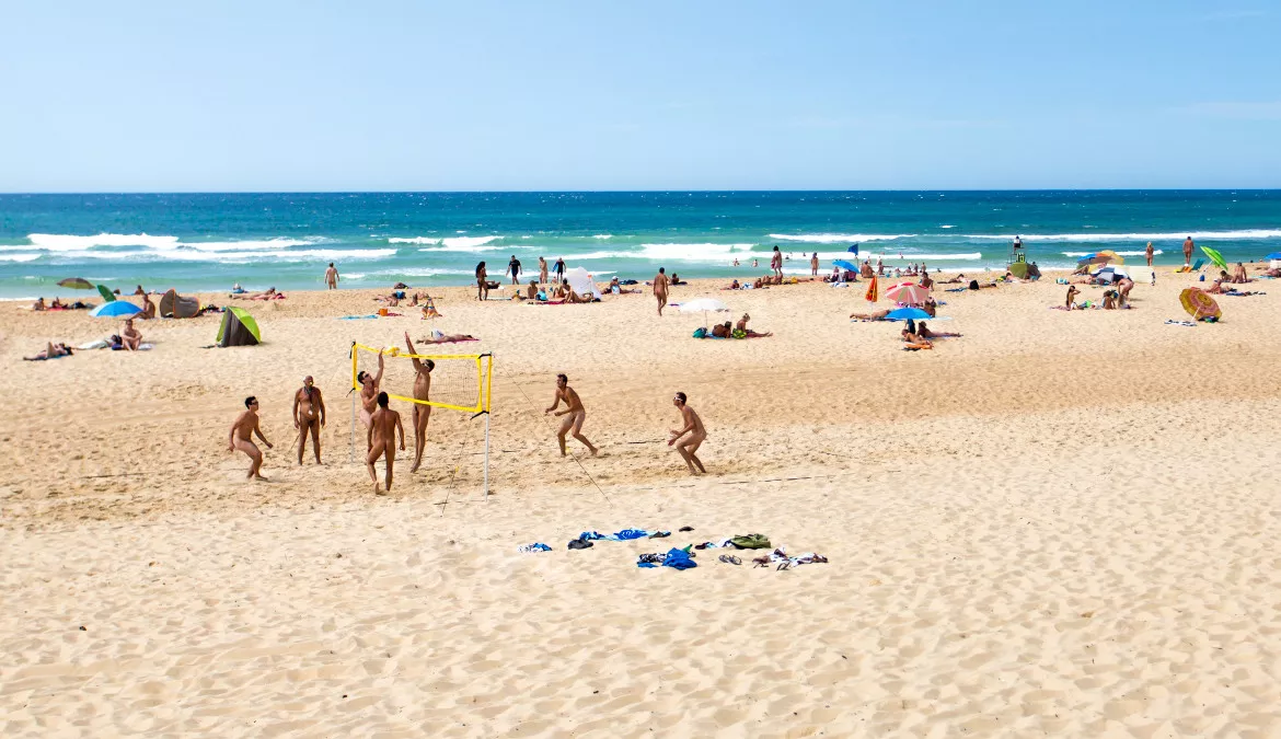 To the Northern Hemisphere: 6 more months before this scenery. Down under: Yass!!! posted by NaturistPictures