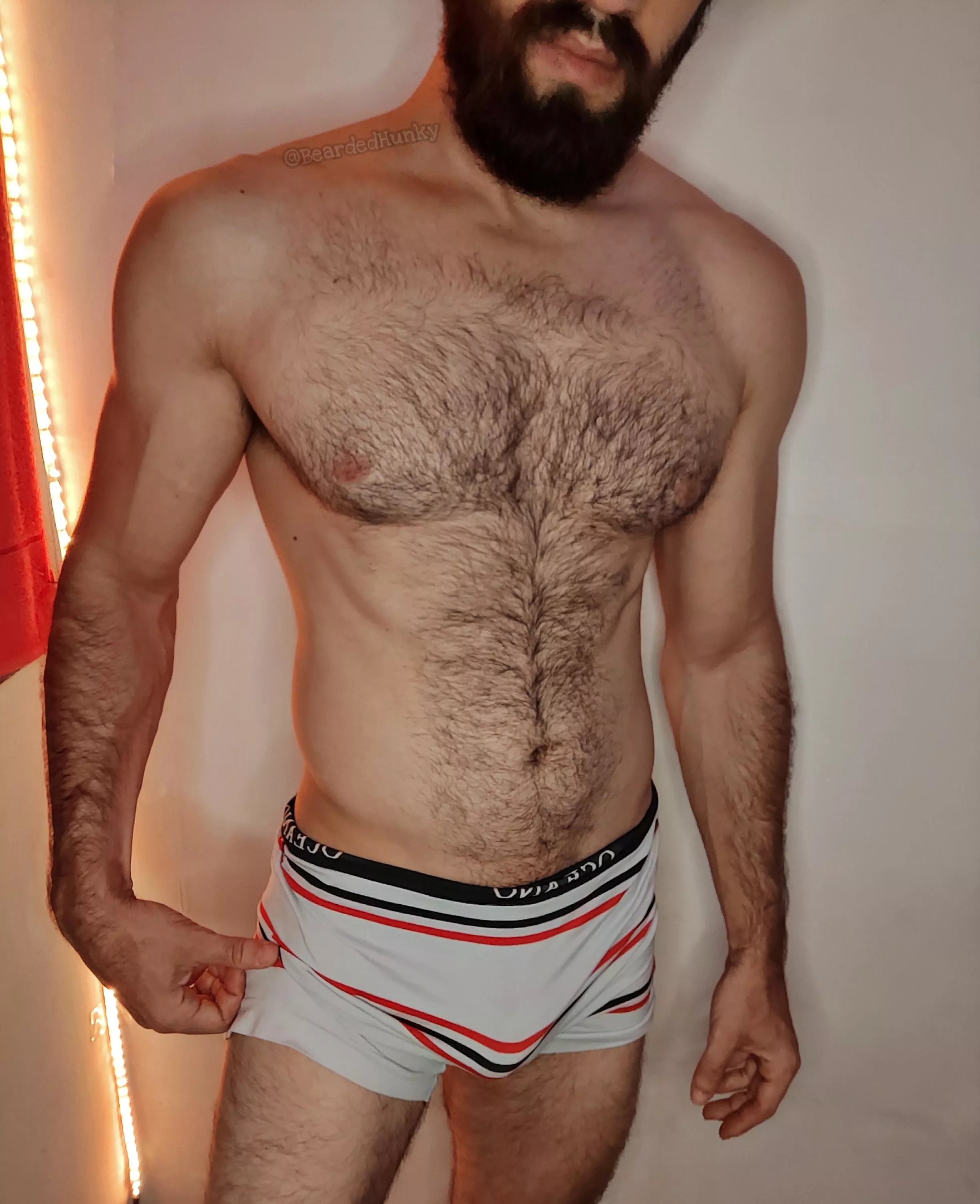 Today's bulge posted by Bearded_Hunky