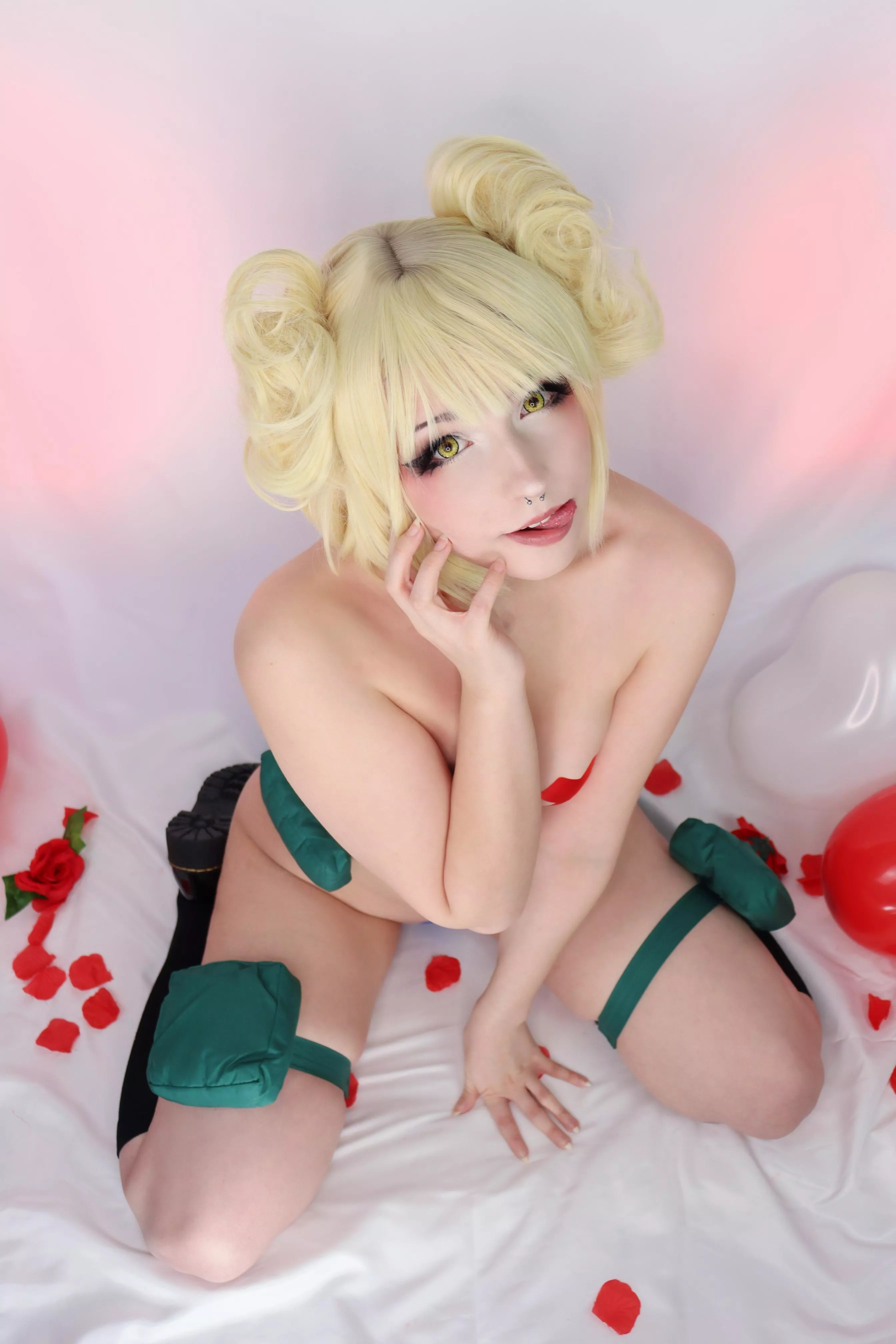 Toga cosplay ❤️ posted by Liinowitsch