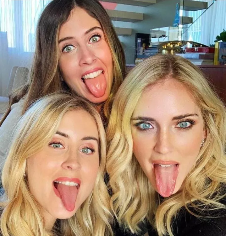 Tongues posted by Chaturbater1