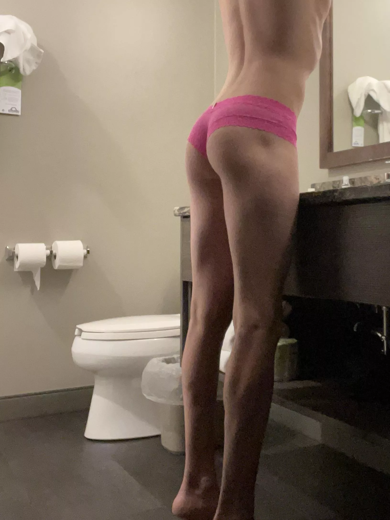 Tonight gonna be a good night 🥰 posted by maleinunderwear