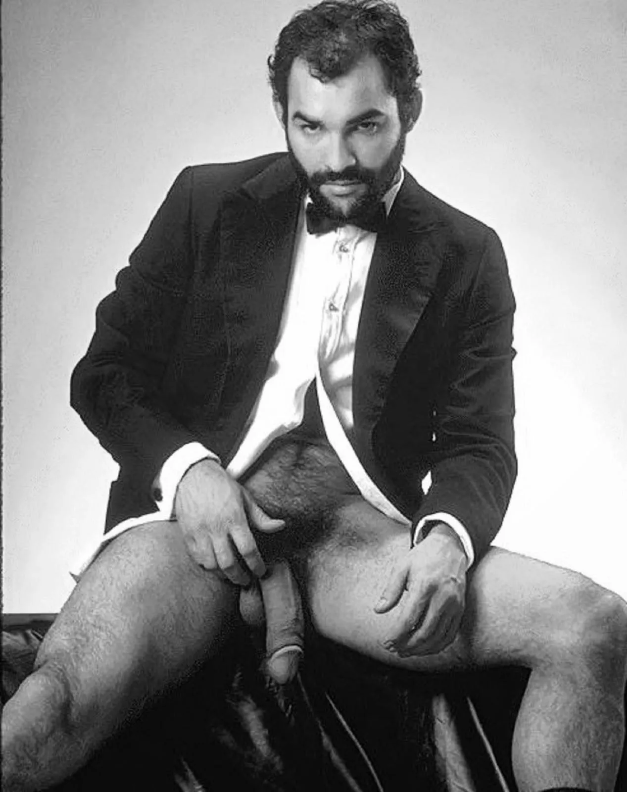 TONY NERO - VINTAGE GAY posted by rian20067