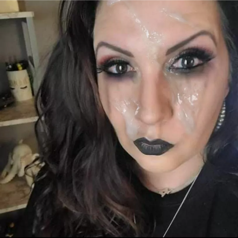 Took it all to the face posted by QueenAsshole4