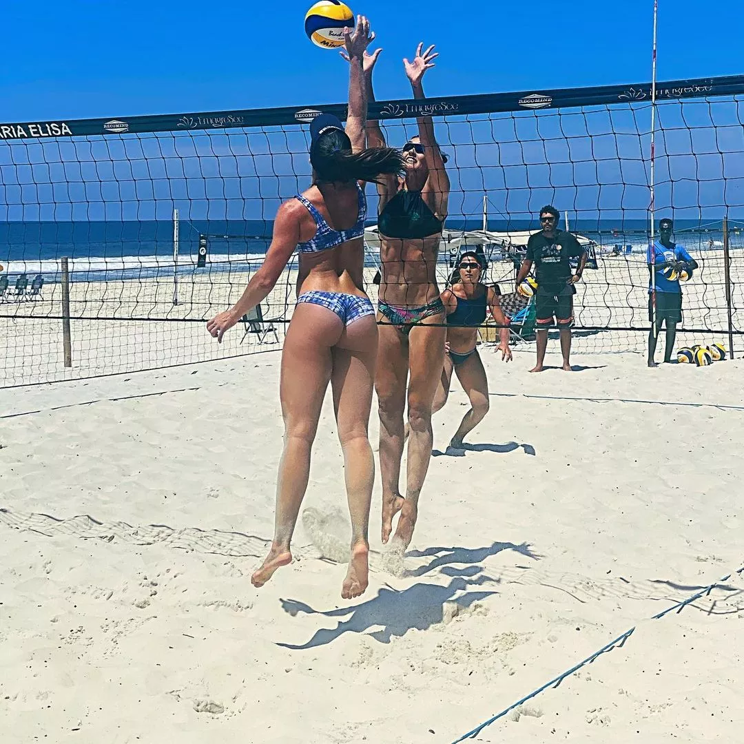 Traci Callahan 🇺🇲🏐 posted by Master_Rignolo