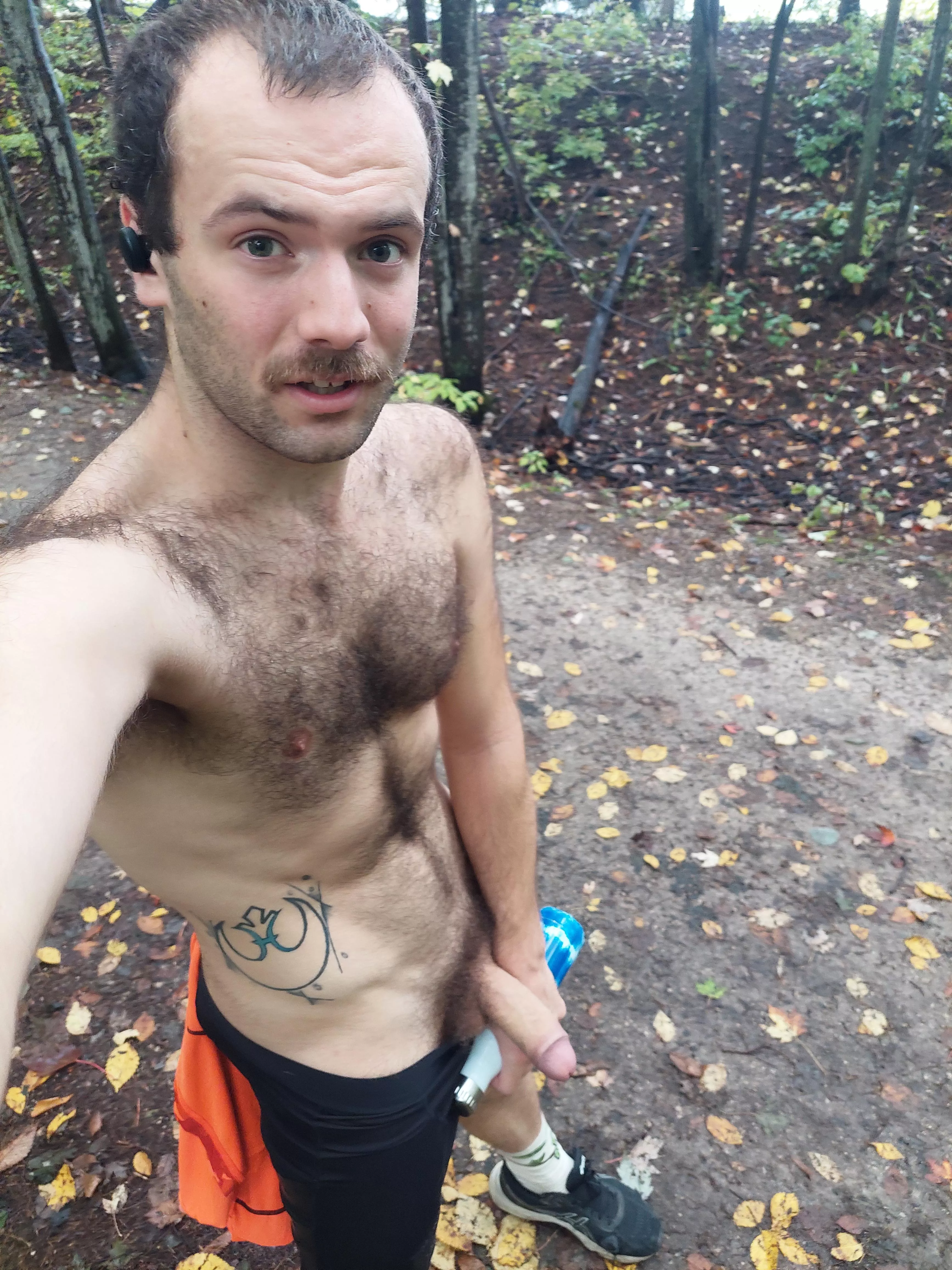 Trail running, and felt like this might be appreciated by yall 😏😏 posted by Fitboi97