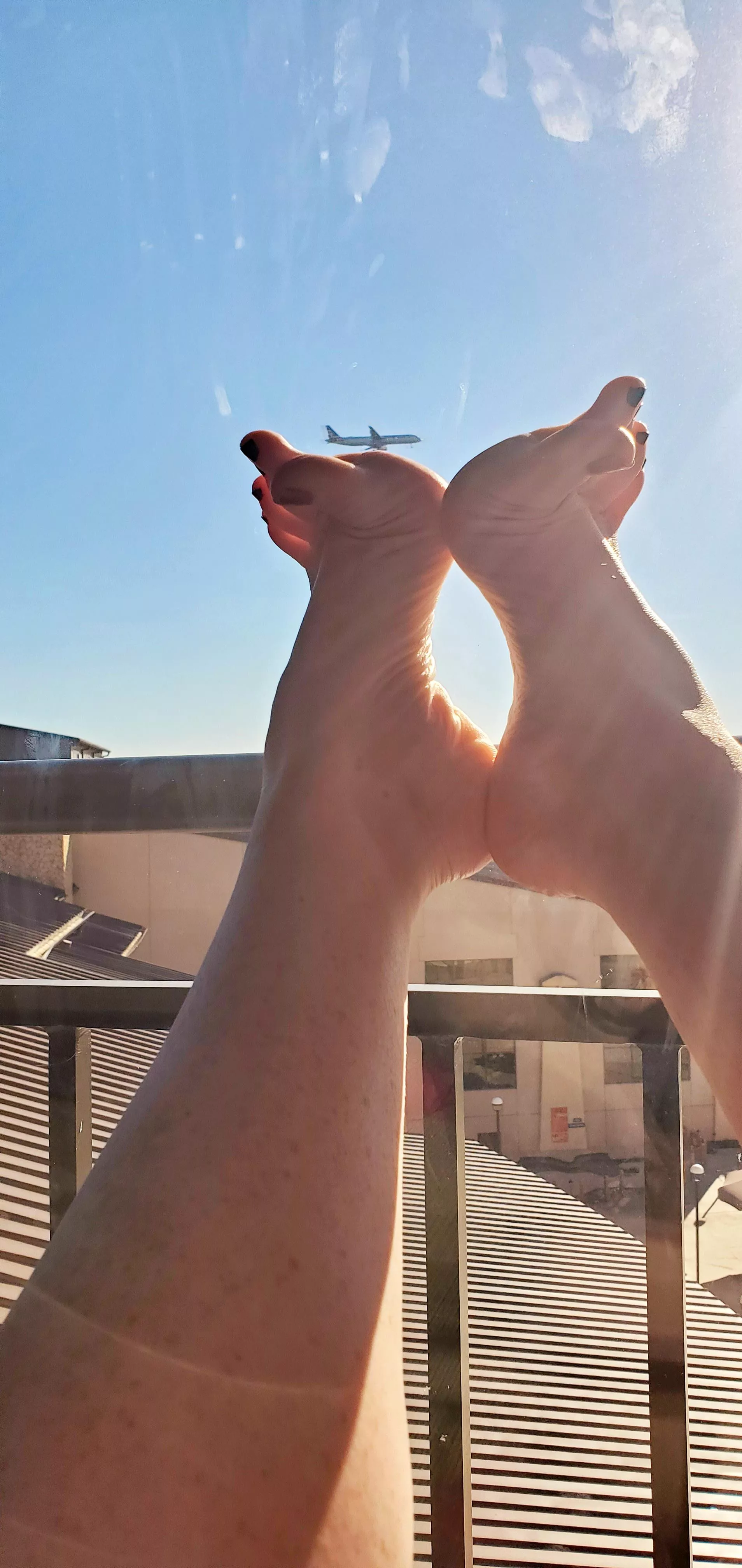 Try as you might you can't escape these soles... the skies not the limit with this goddess 😈 😉👄❤👅 posted by mombod1234