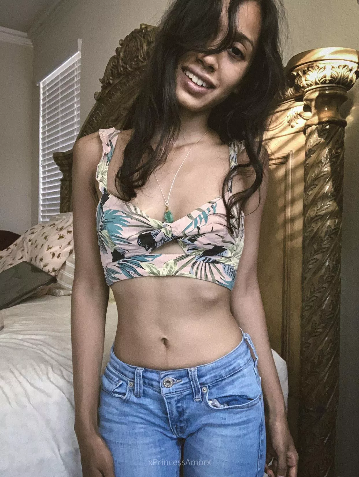 Trying on my friend’s croptop, I kind of like it! posted by xprincessamorx