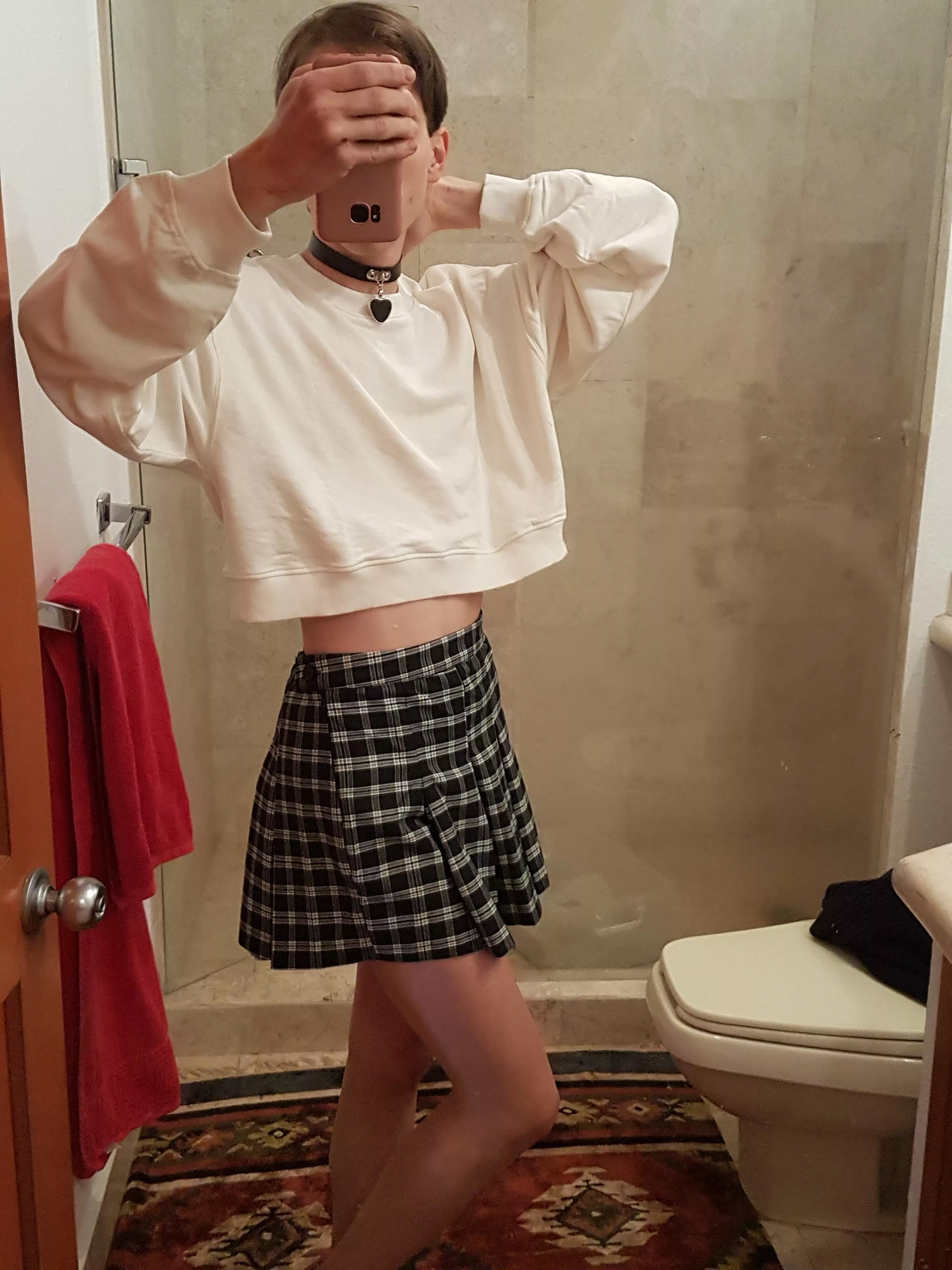 Trying out some new outfits 🐱 posted by FemboyAlt-