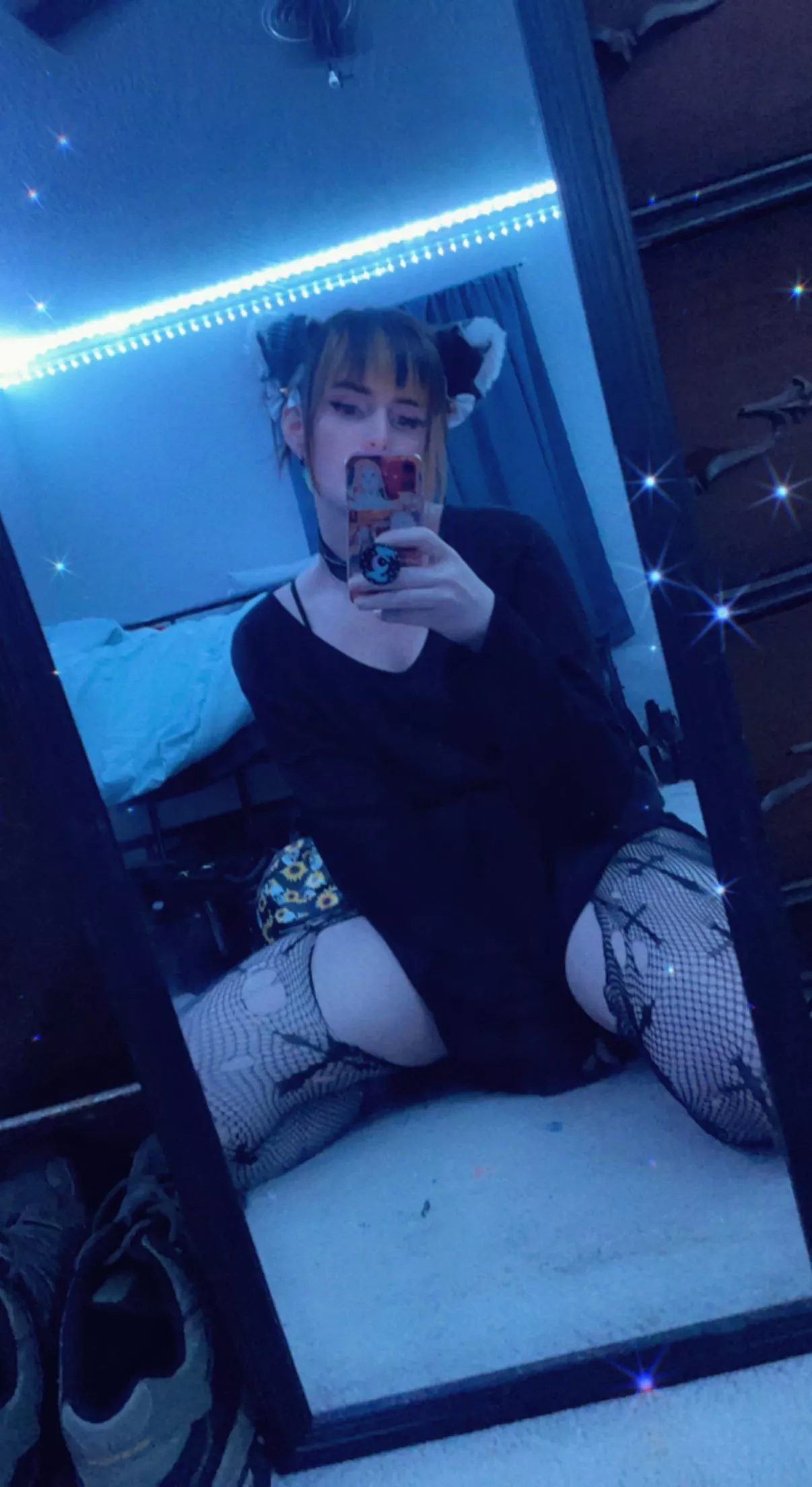 Trying to find some cat ears that fit me >.> posted by Egirl_Quinn