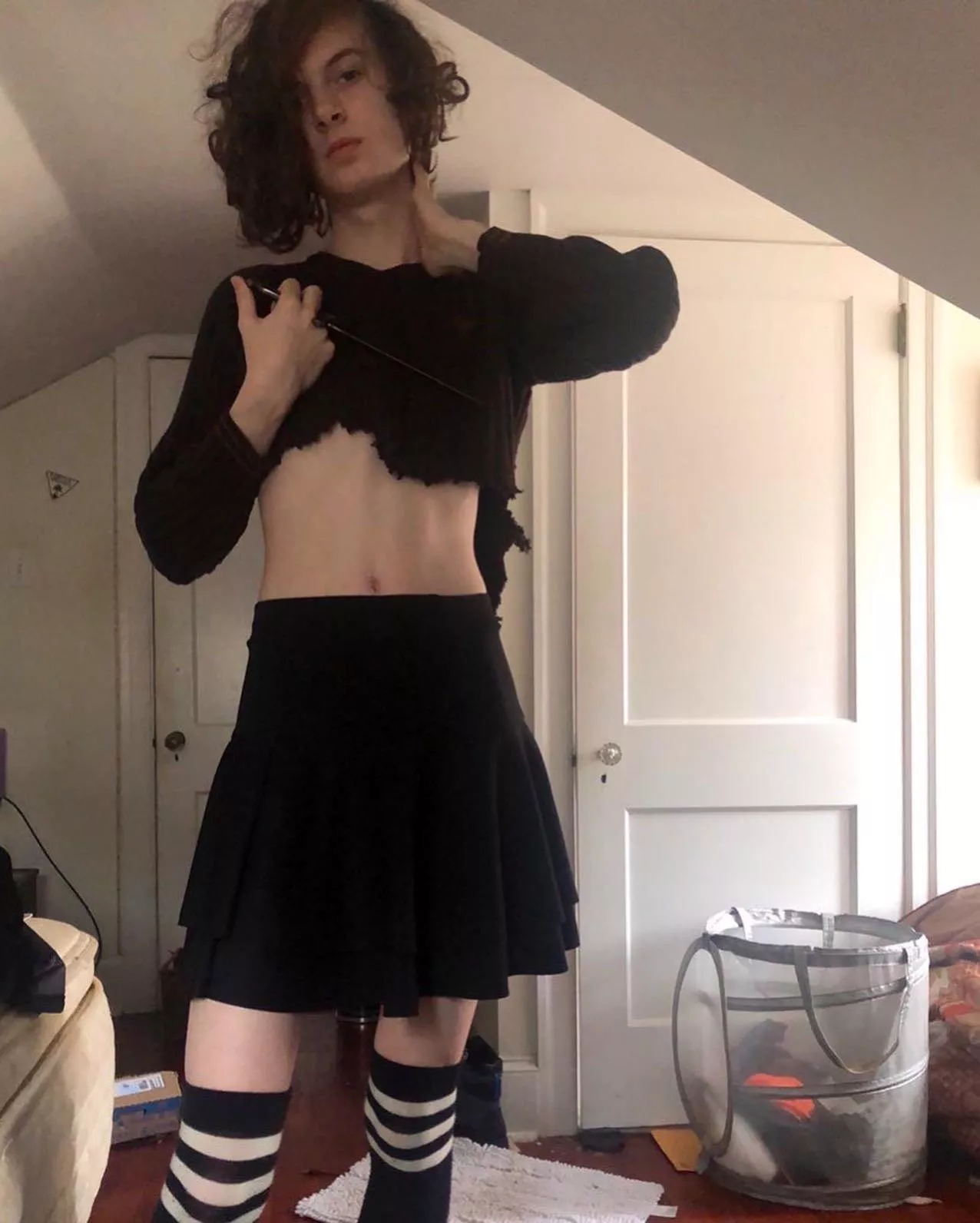 Tummy moment posted by QuakerOatsFemBoy