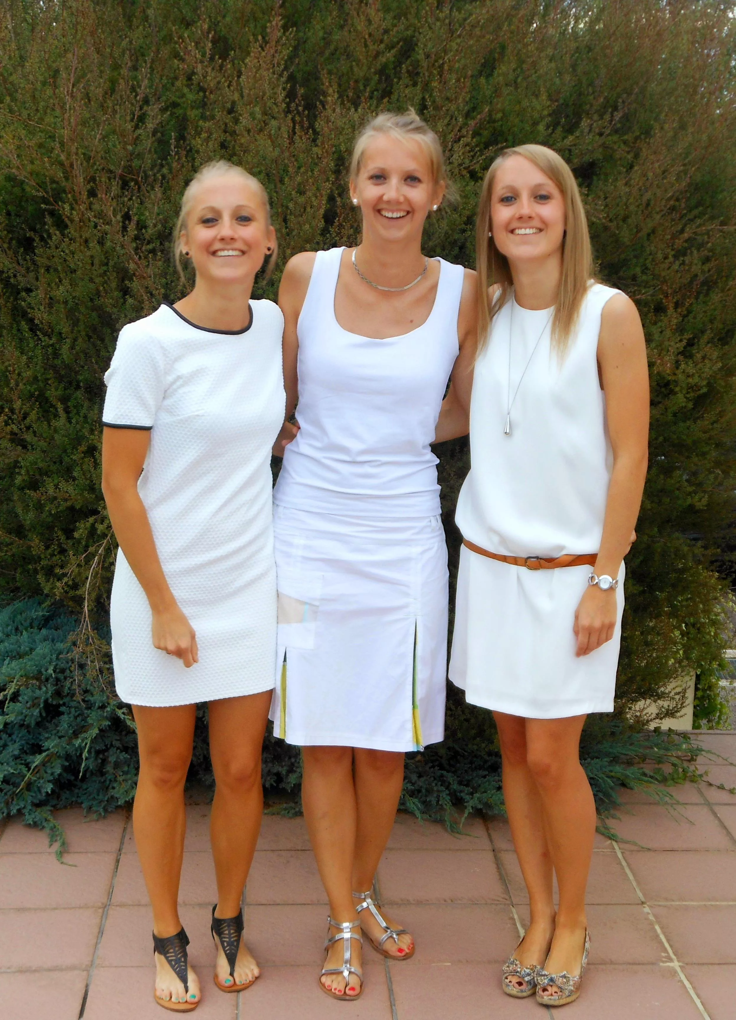 Twin sandwich for white party posted by Ebsouth