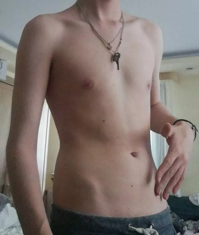 Twink's tummy 🤗 posted by 69420femboy