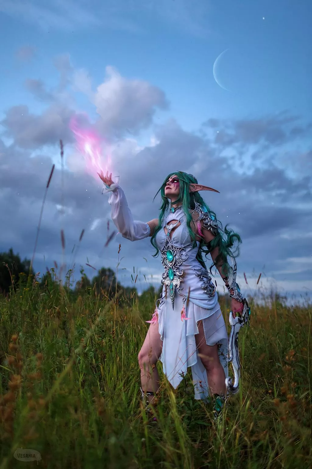 Tyrande Whisperwind (World of Warcraft) Photo: VESANIA Model: Fox_Magrra posted by Fox_Magrra