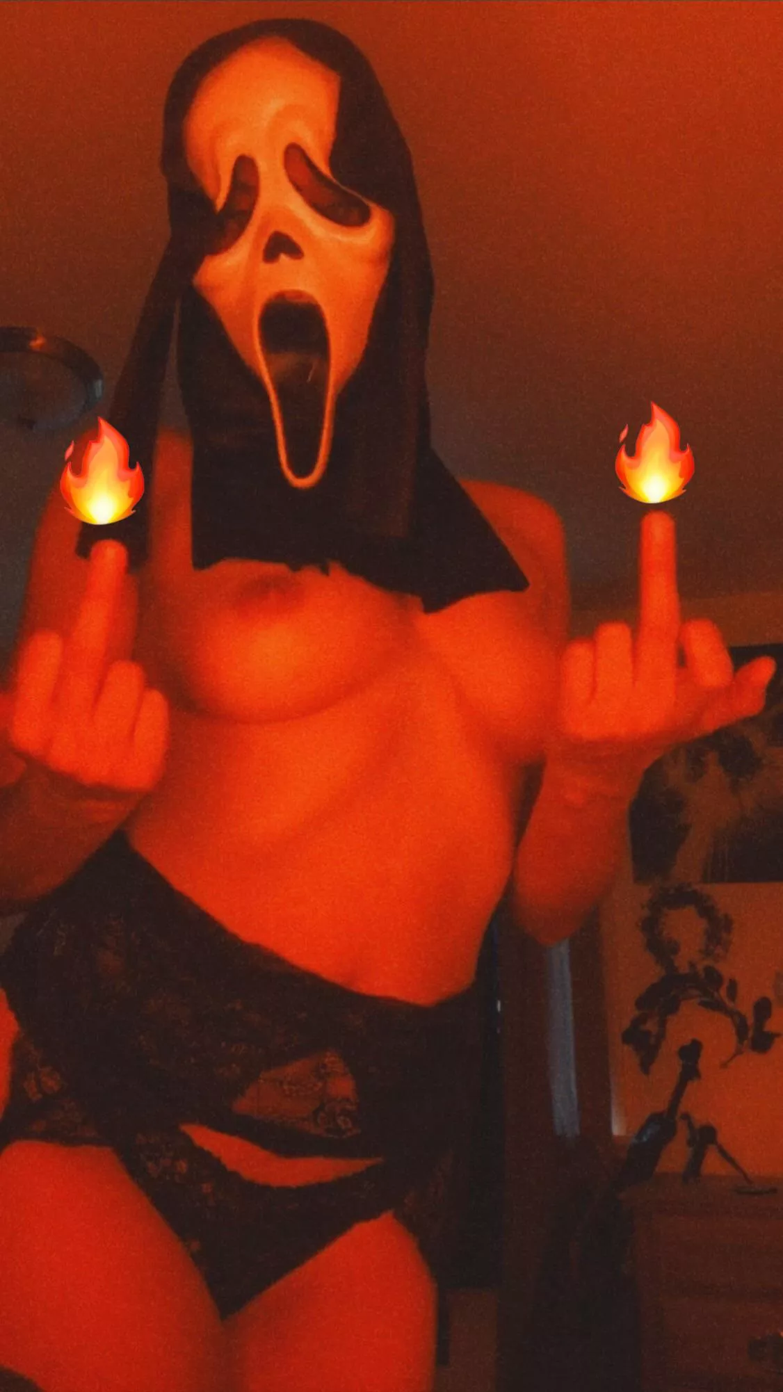 Uncensored today-Happy HalloweenðŸŽƒðŸ‘» posted by EnigmaticDaze