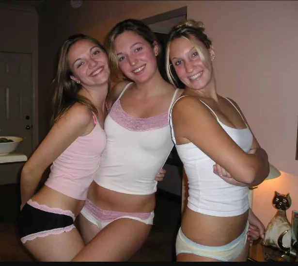 Underwear party posted by Chaturbater1