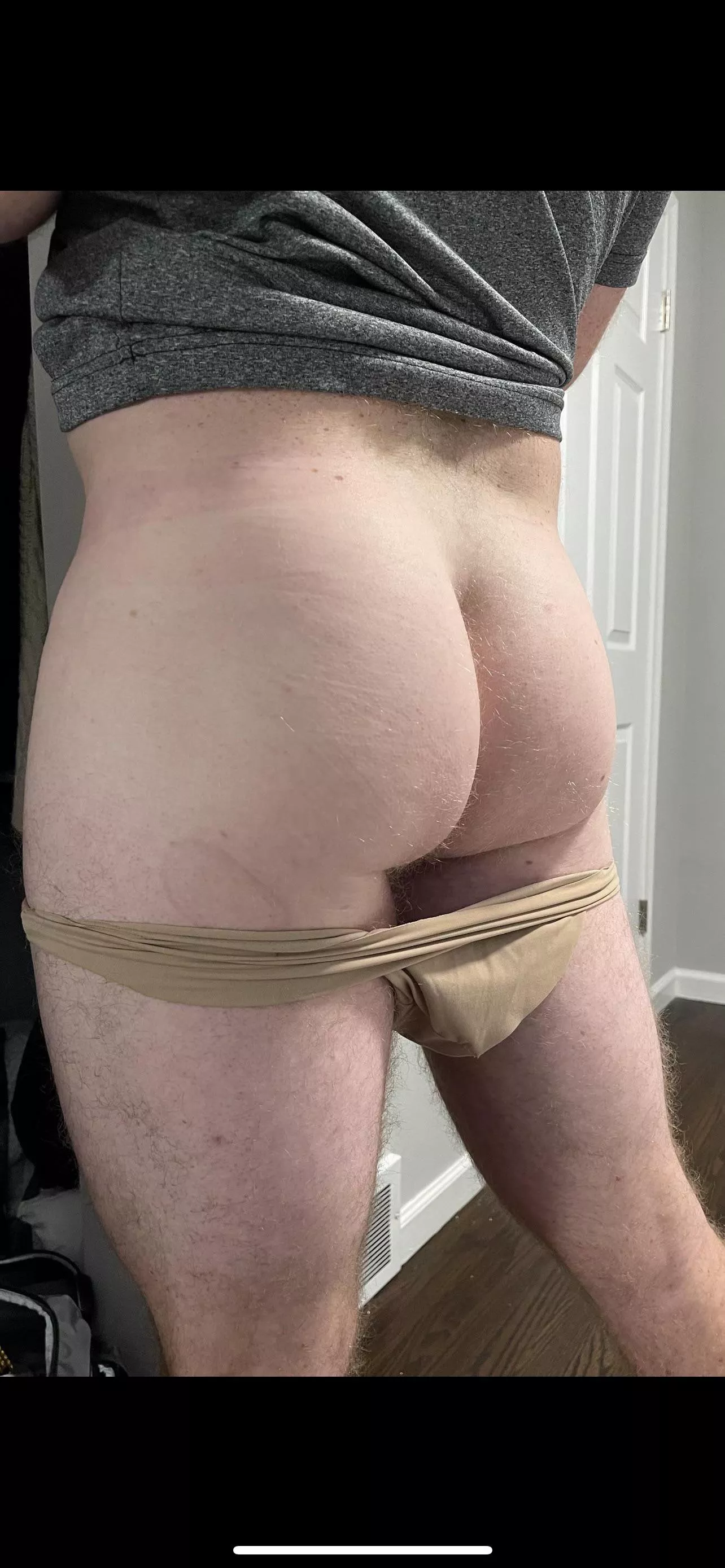 Undies pulled down posted by Bigbootythongboy