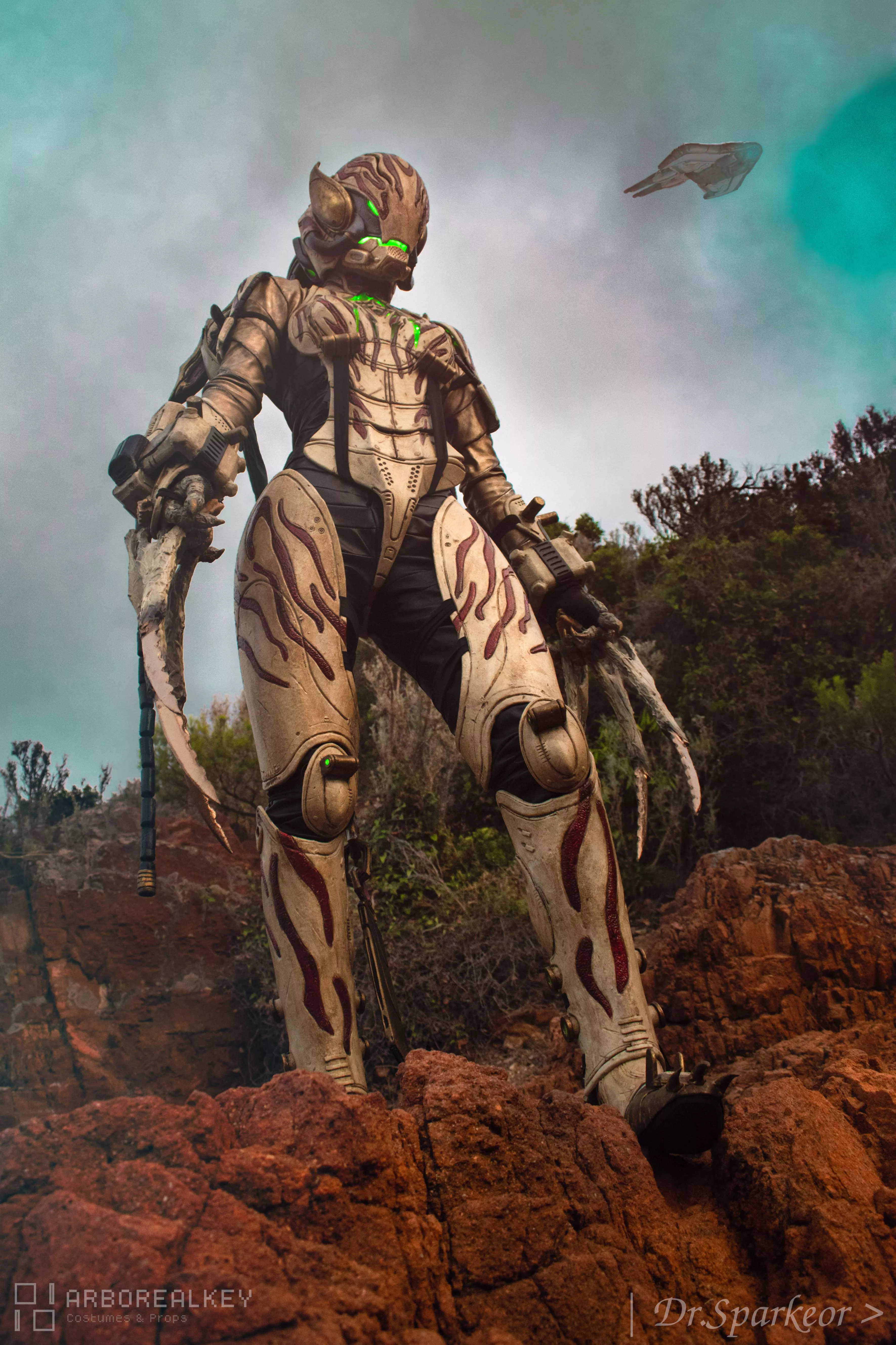 Vakyr Graxx from Warframe (photo by DrSparkeor) posted by arborealkey