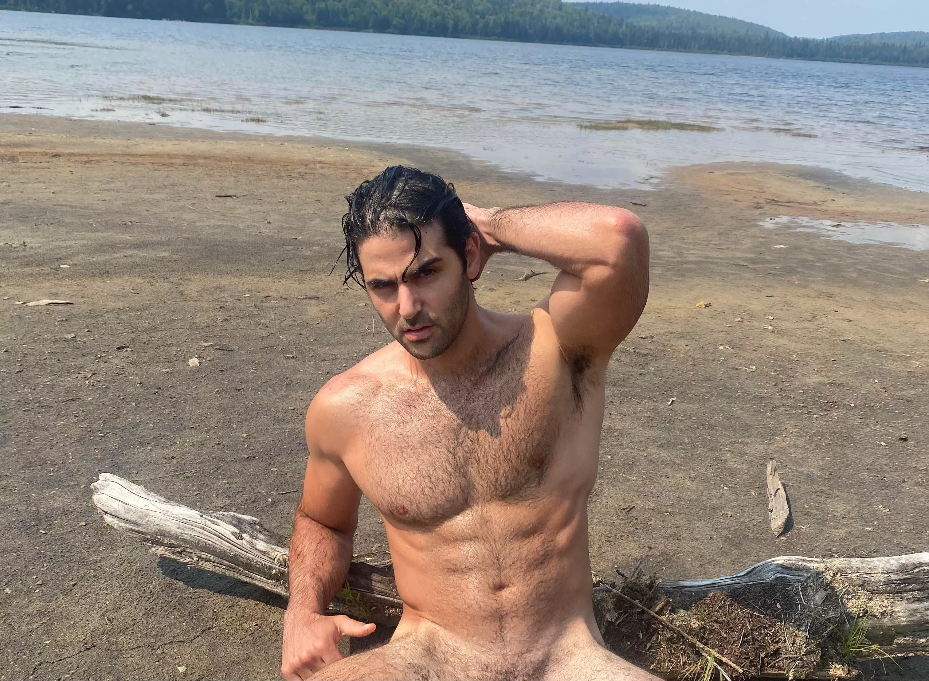 Vegan Men's armpits smell better 😉 nudes | GLAMOURHOUND.COM