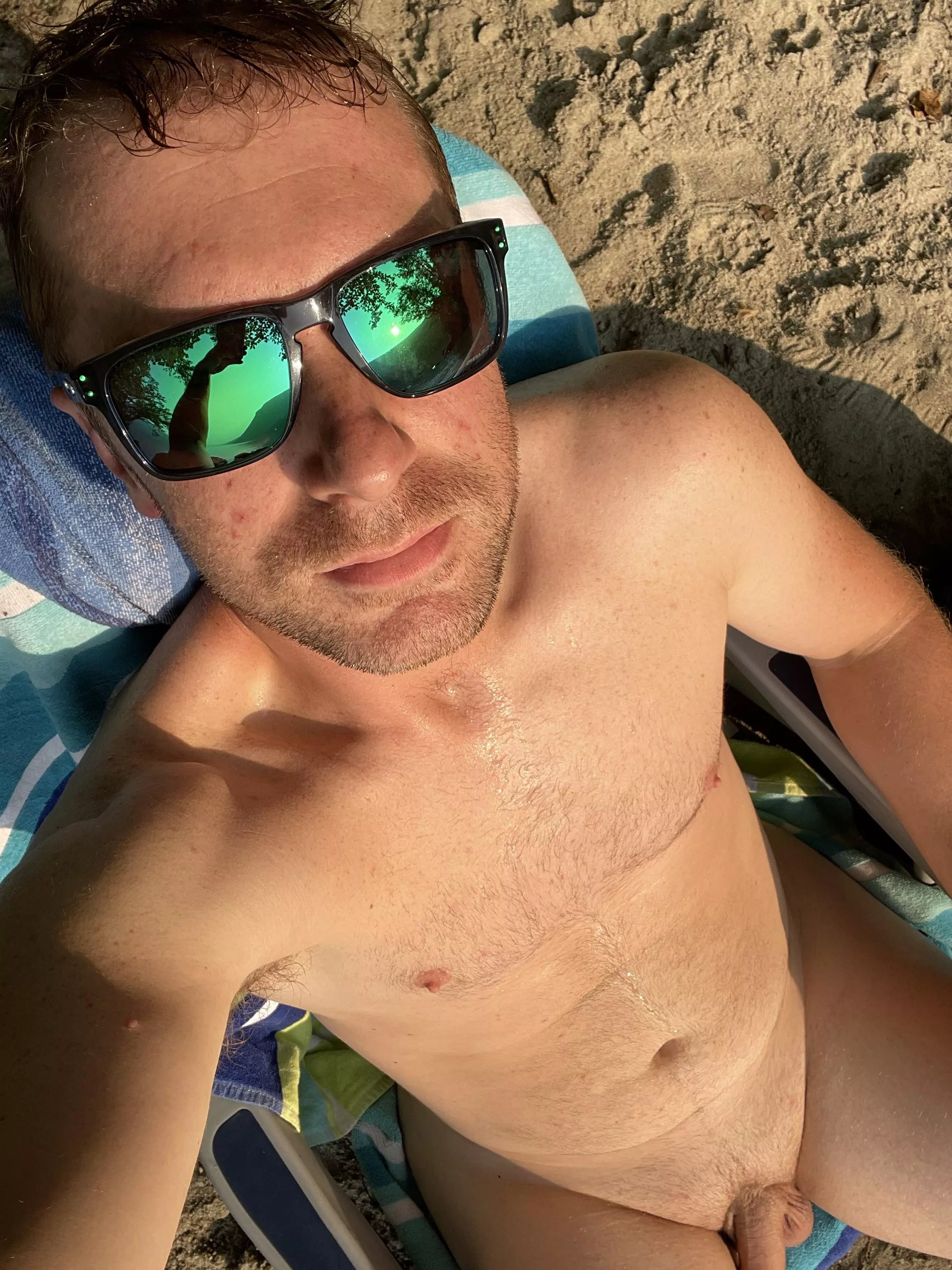 Very much missing the summer as things cool down (m) posted by dangerousd144