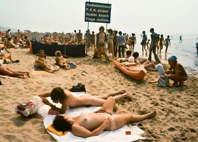 Vintage : FKK beach limits posted by bobettebobqc