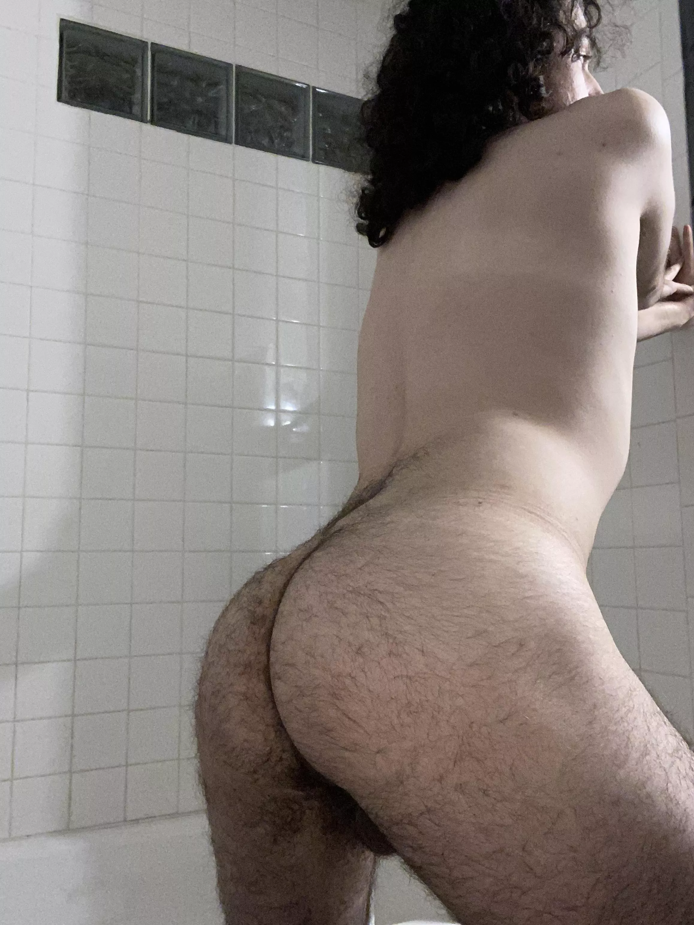 waiting to get filled up 🍆 posted by shortthickhairybttm