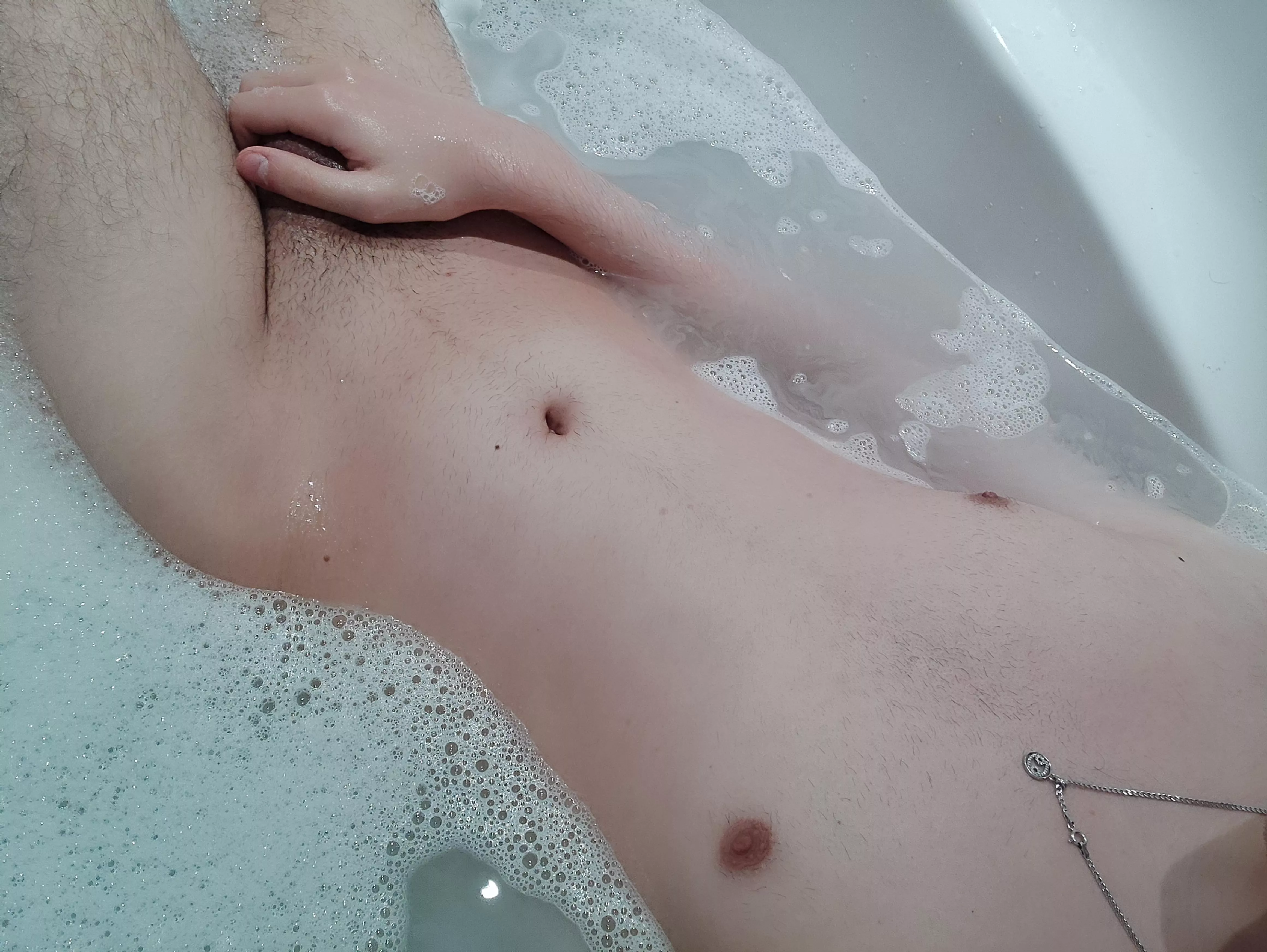 Wanna join me in bath? posted by twinkboy2002