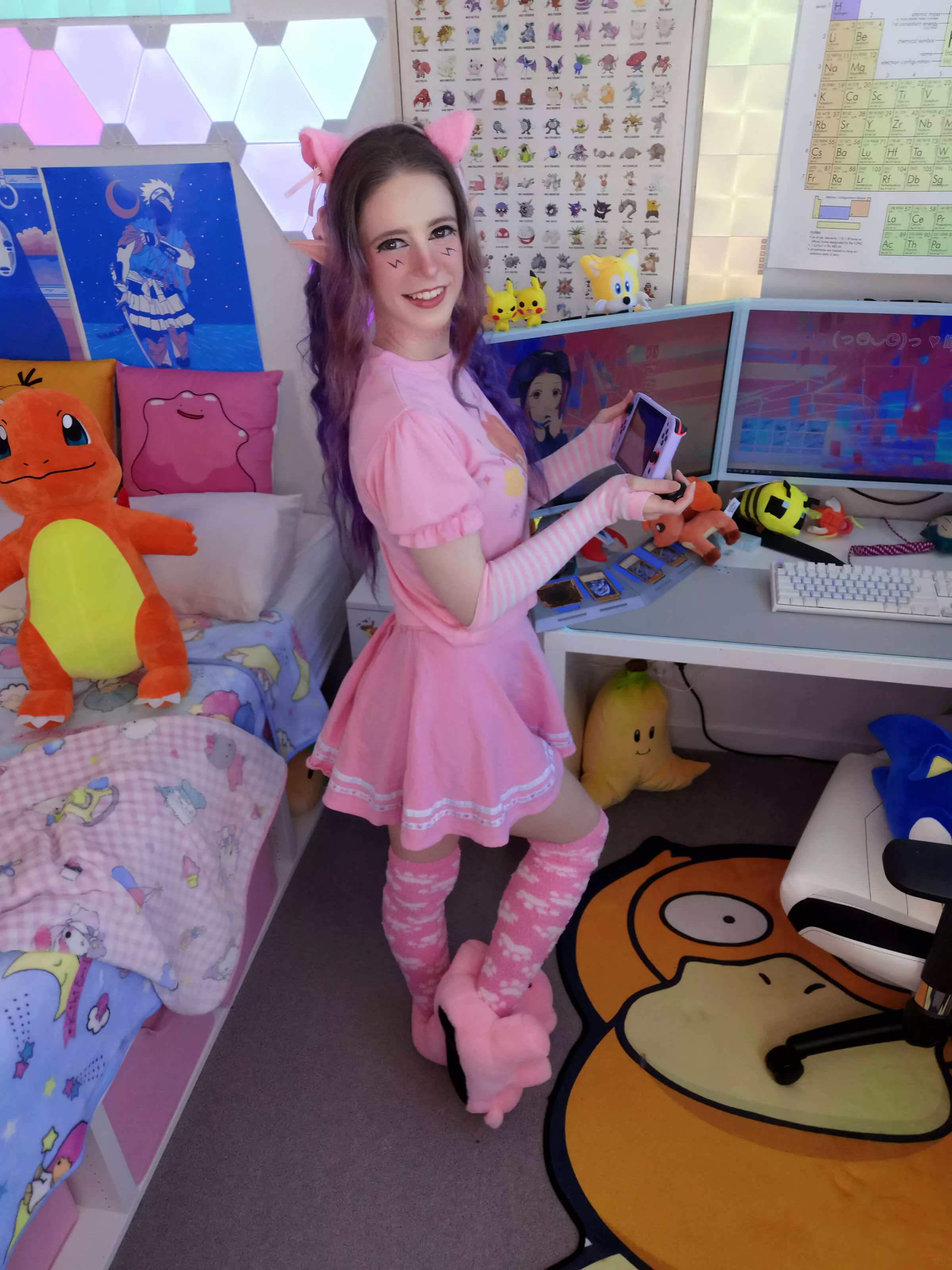 wanna play on the switch with me? ðŸ¥°ðŸ’– posted by lilfakegamer