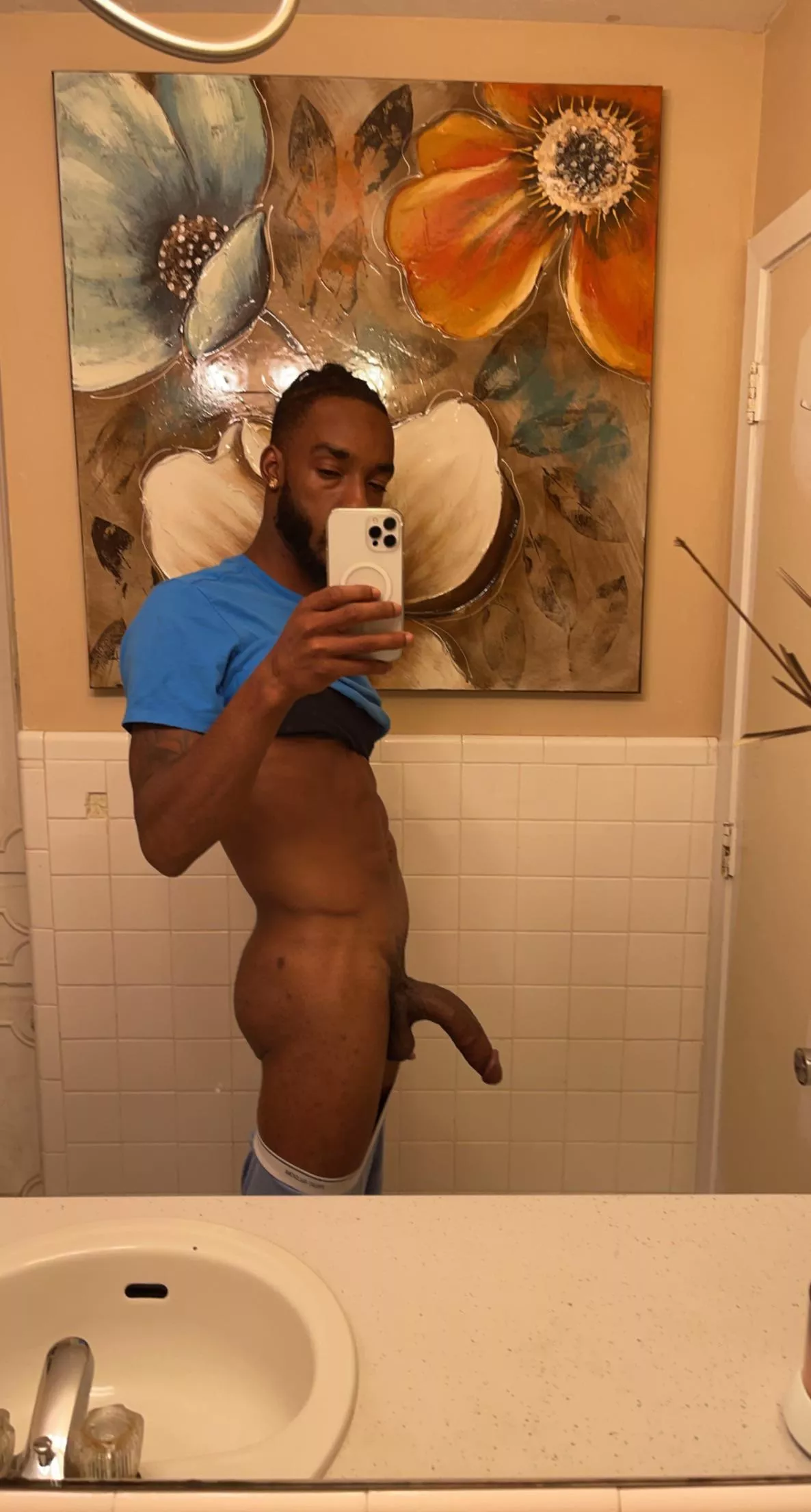 Wanna try out my extra thick long BBC? posted by Smokepoleboy1