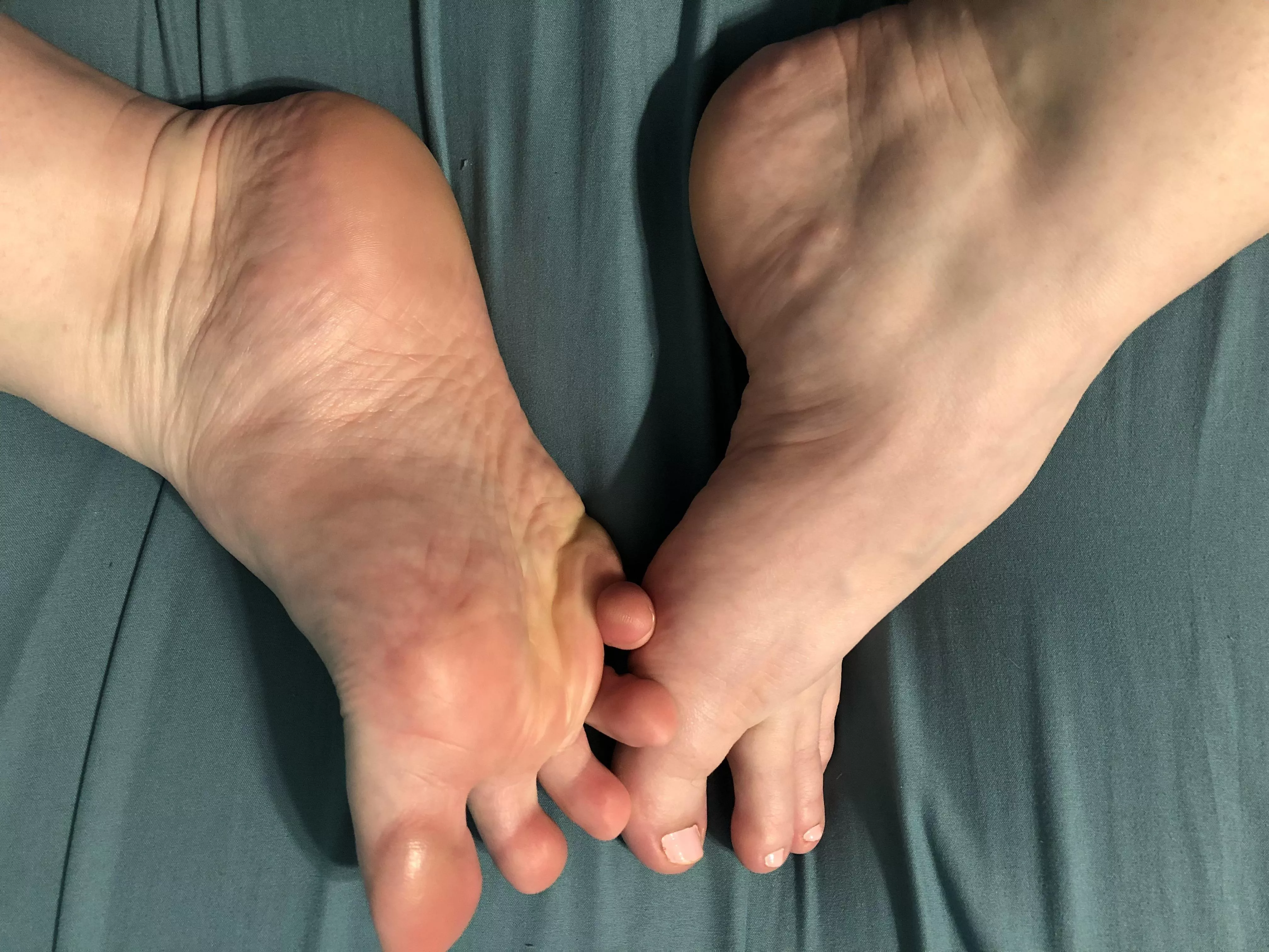 Want to suck on my toes? posted by CupcakeTootsie